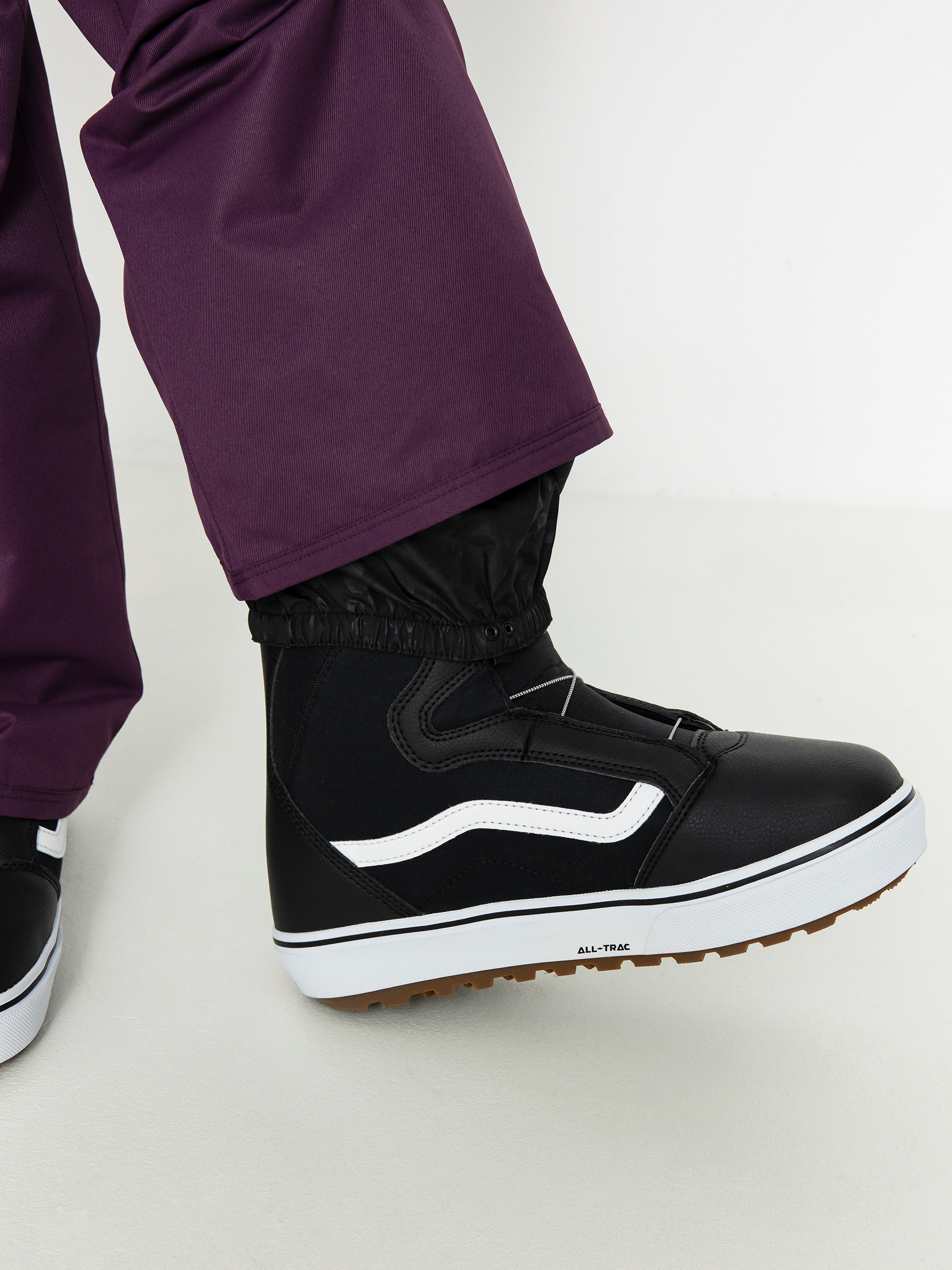 Női Volcom Bridger Ins Snowboard nadrág (blackberry)