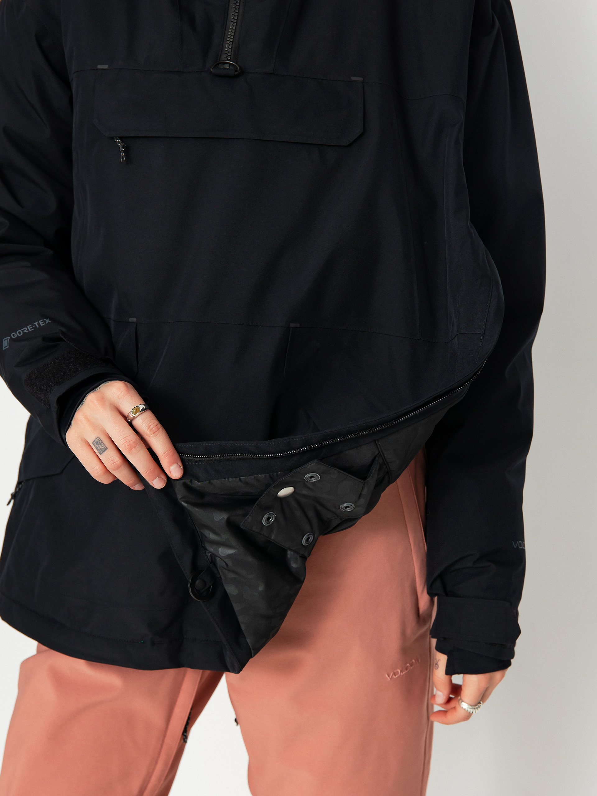 Női Volcom Fern Ins Gore Pullover Snowboard dzseki (black)