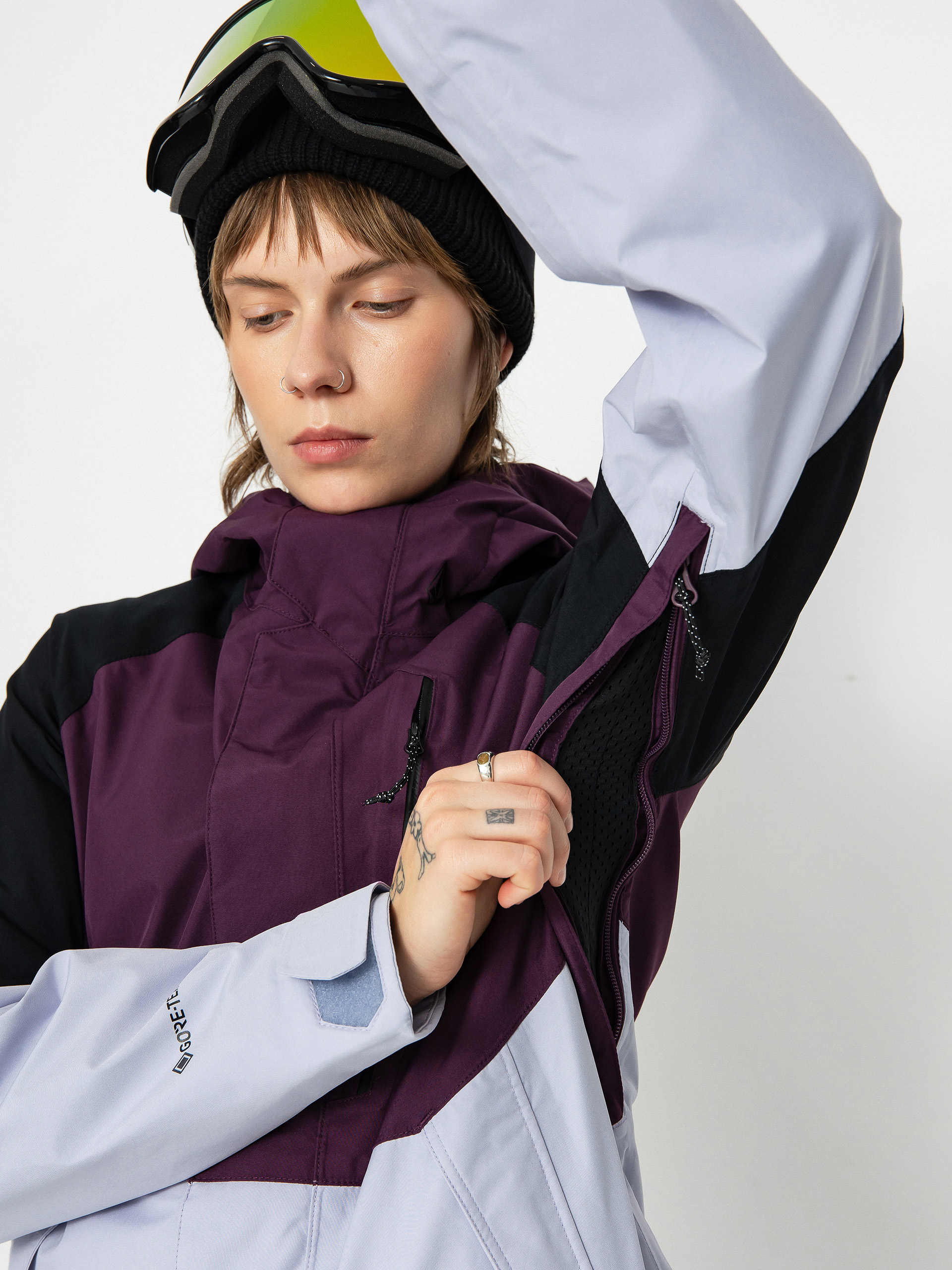 Női Volcom V.Co Aris Gore Tex Snowboard dzseki (blackberry)