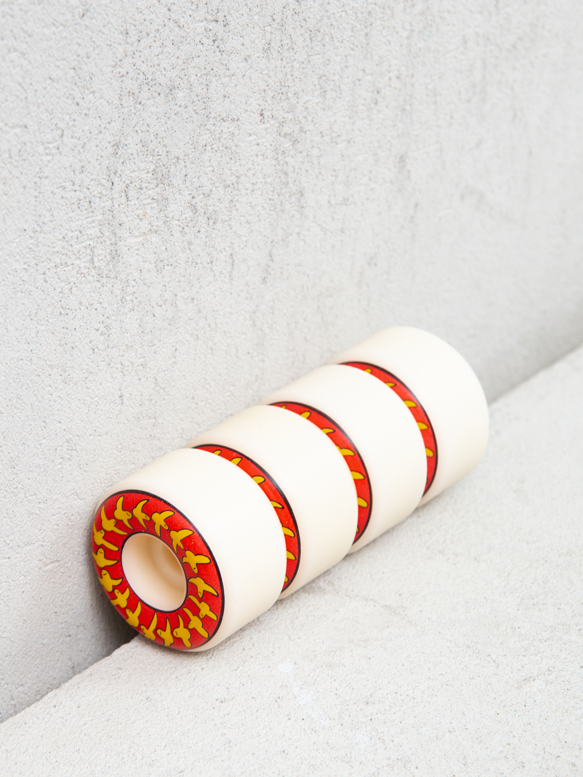 Spitfire F4 99D Conical Full Gonz Birds Gördeszka kerék (white/red)