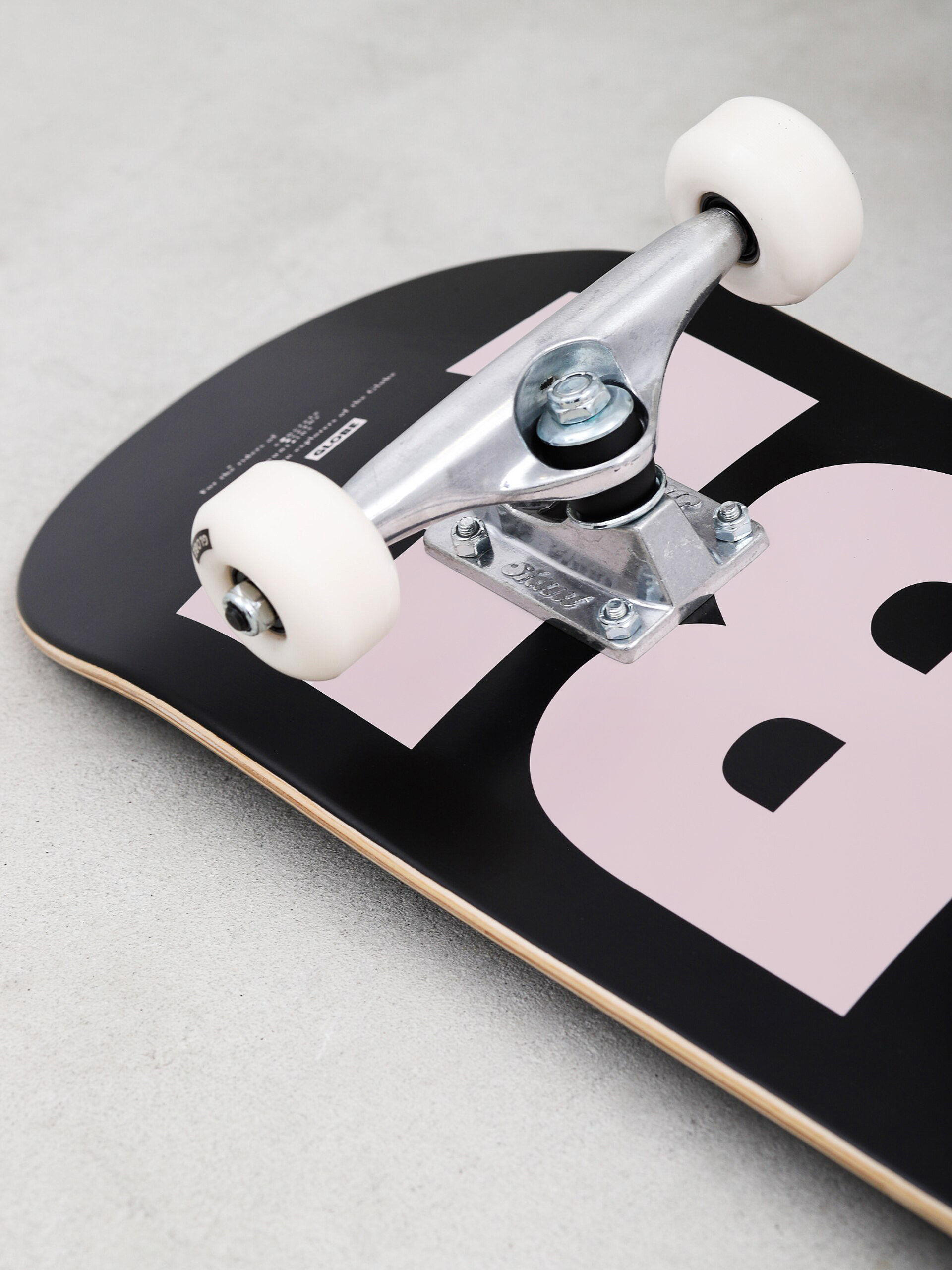 Globe G0 Fubar Komplett gördeszka (black/pink)