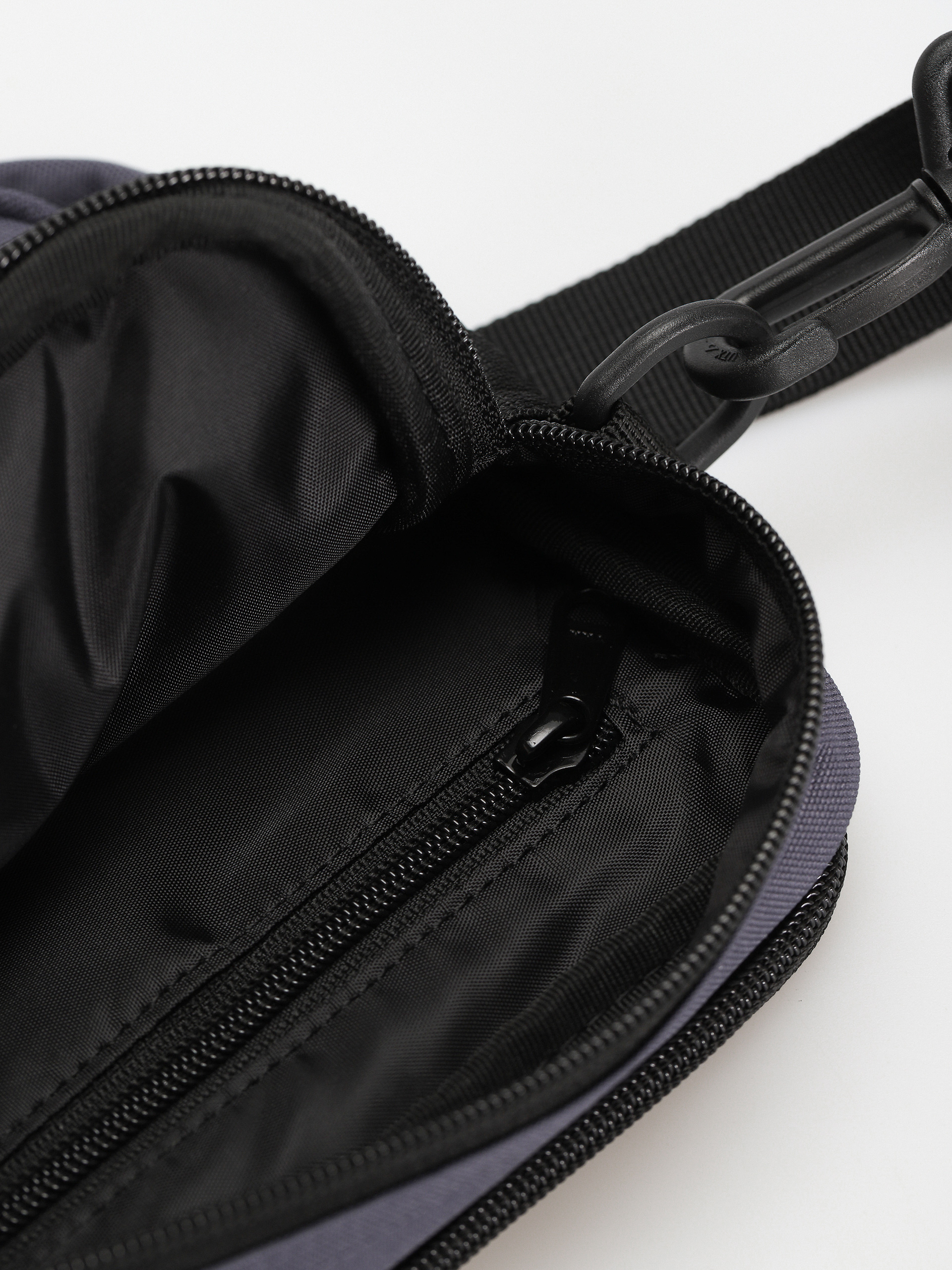 Carhartt WIP Essentials Táska (zeus)