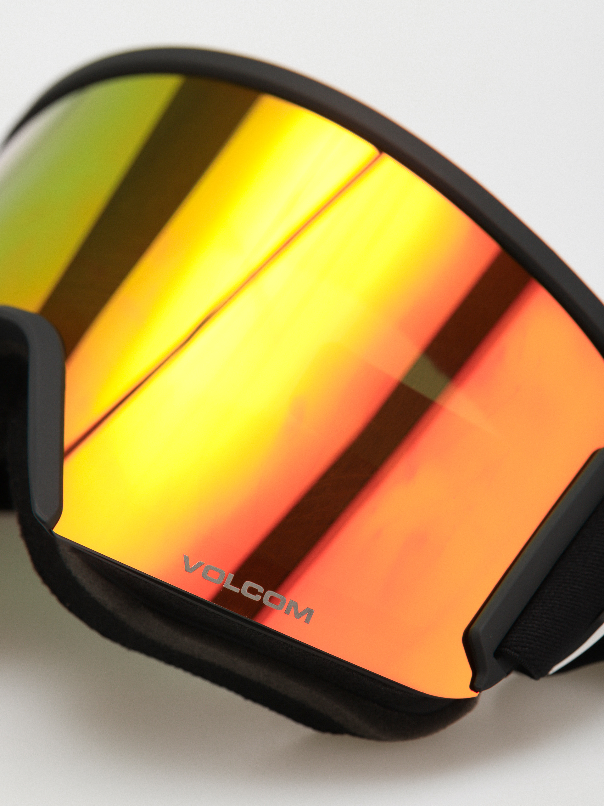 Volcom Garden Snowboard szemüveg (matte black/red chrome+bl yellow)