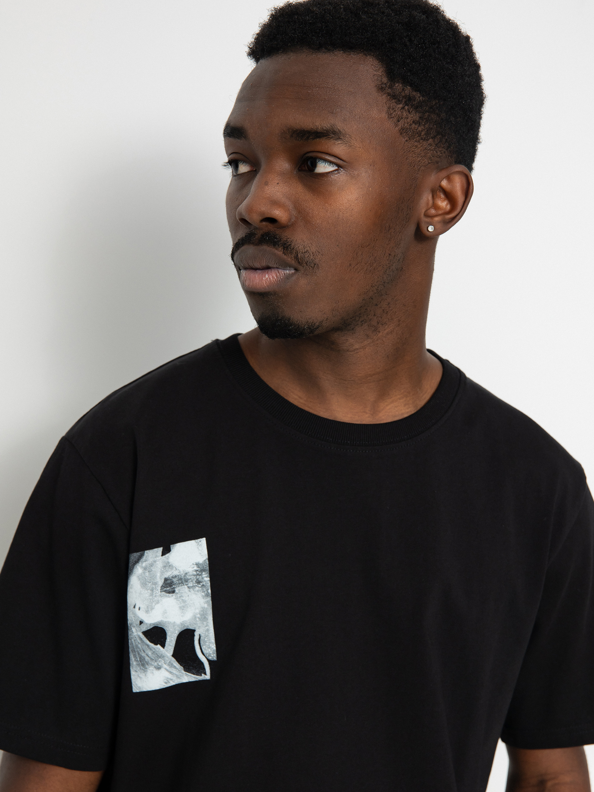 Poetic Collective Fluid Póló (black)