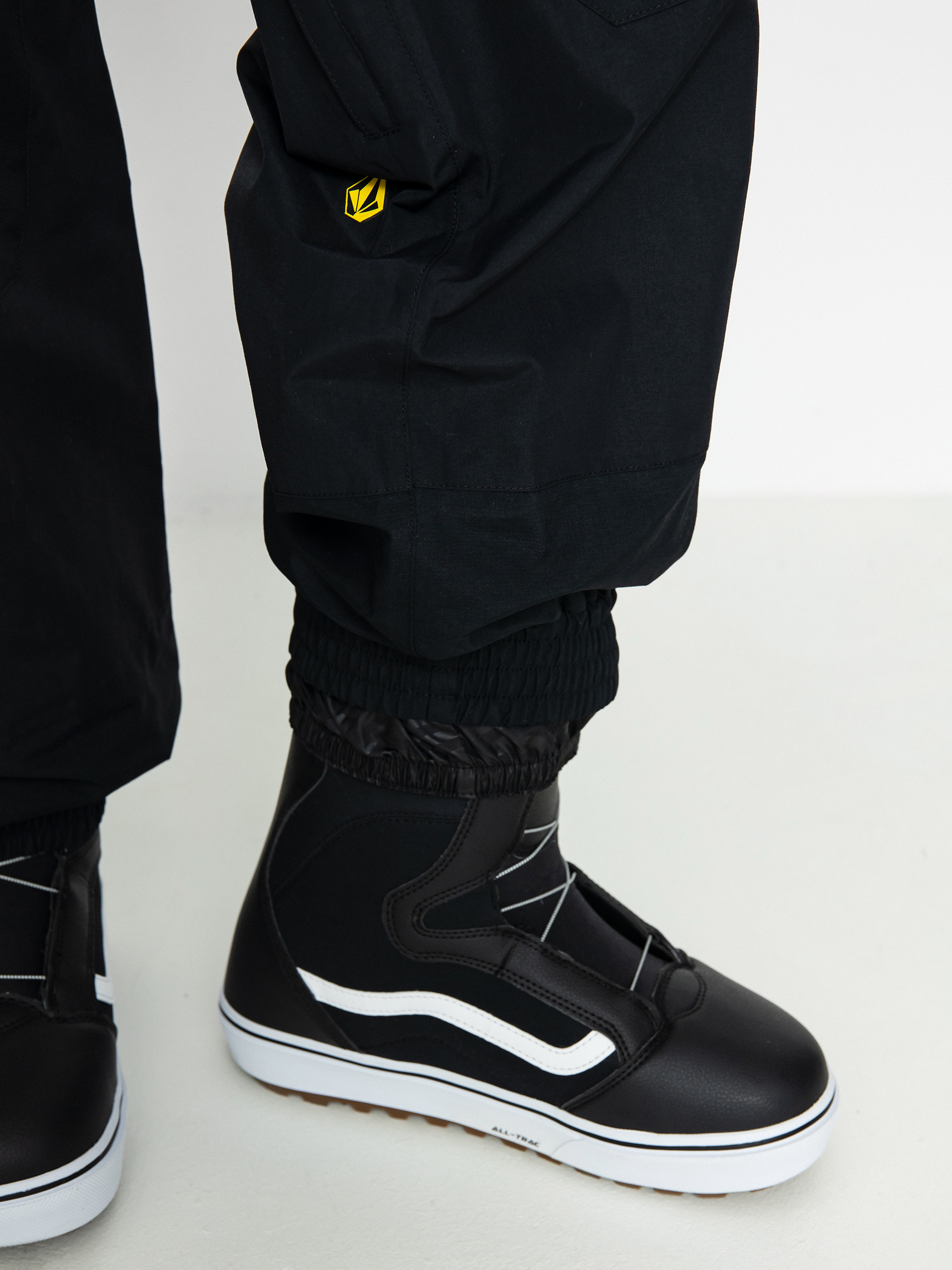 Férfi Volcom Longo Gore Tex Snowboard nadrág (black)