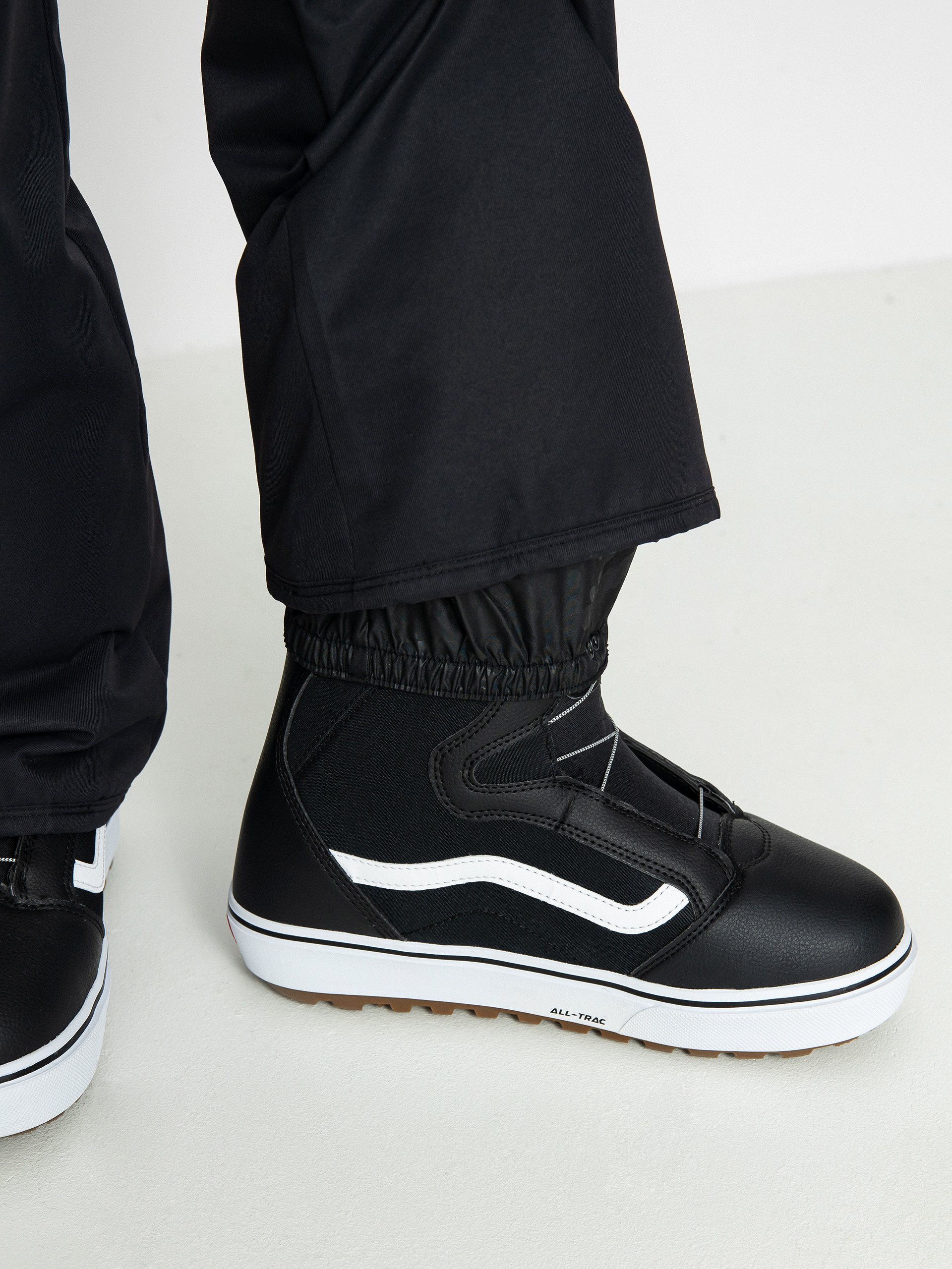 Női Volcom Frochickie Ins Snowboard nadrág (black)