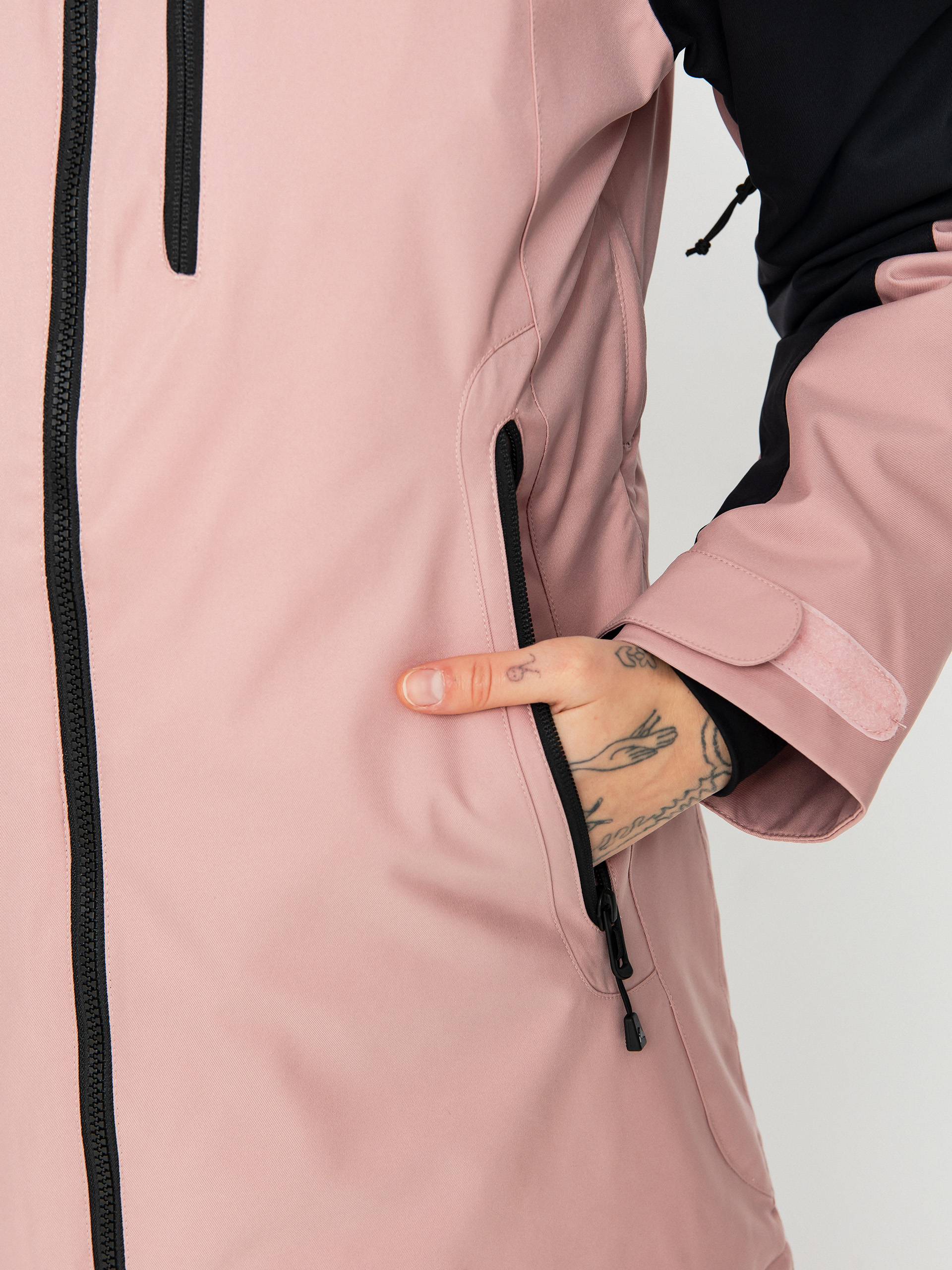 Női Burton Lelah Snowboard dzseki (true black/powder blush)