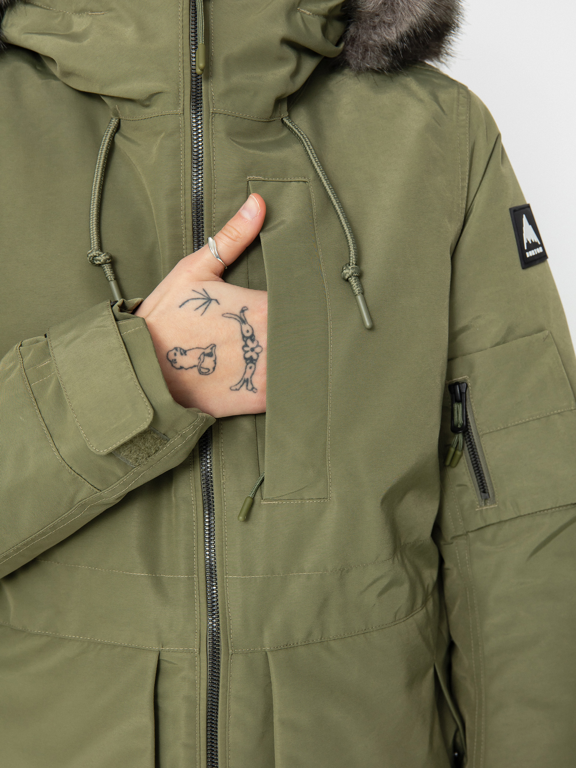 Női Burton Saxton Parka Snowboard dzseki (forest moss)