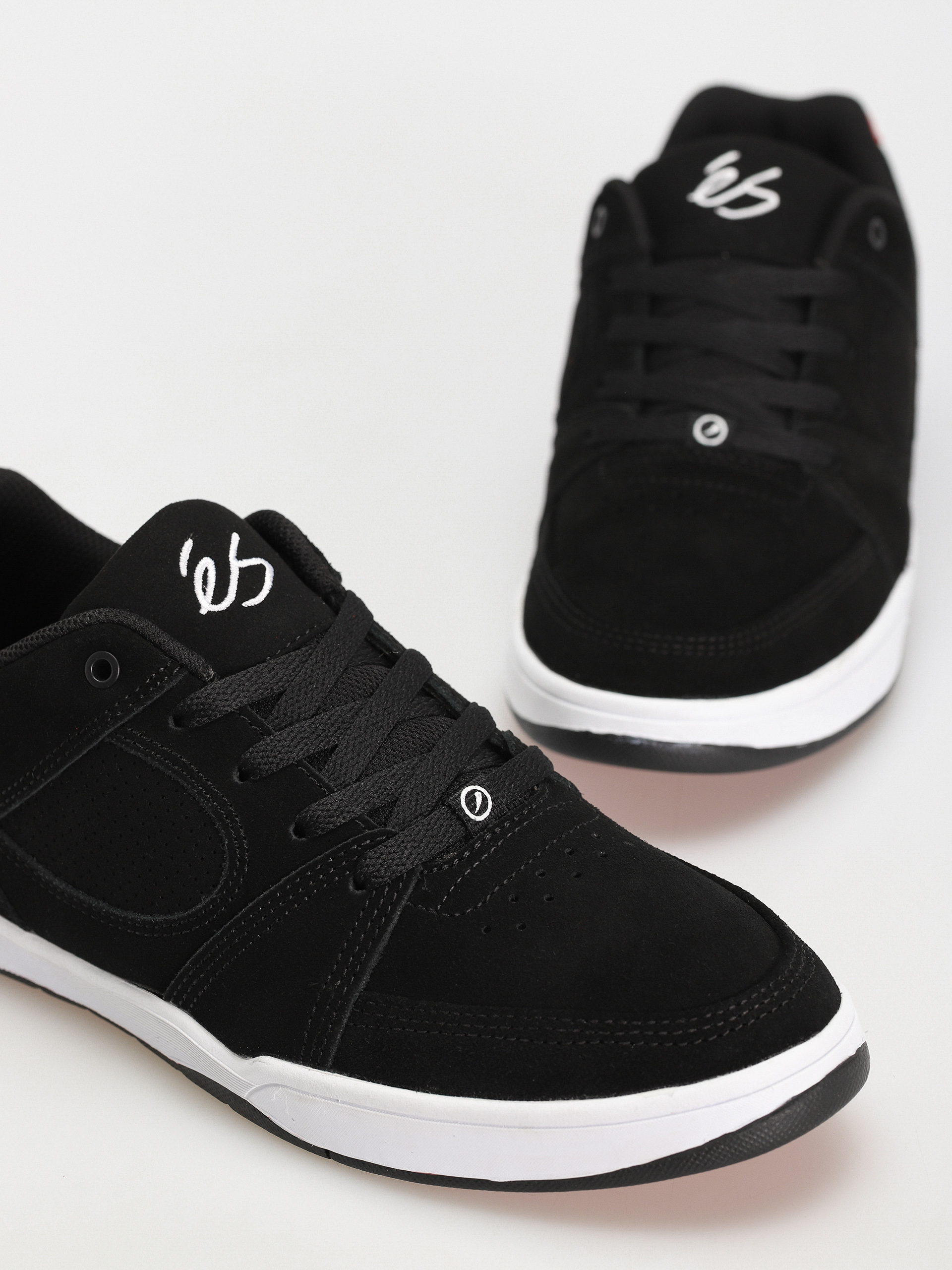 eS Accel Slim X Swift 1.5 Cipők (black/white/red)