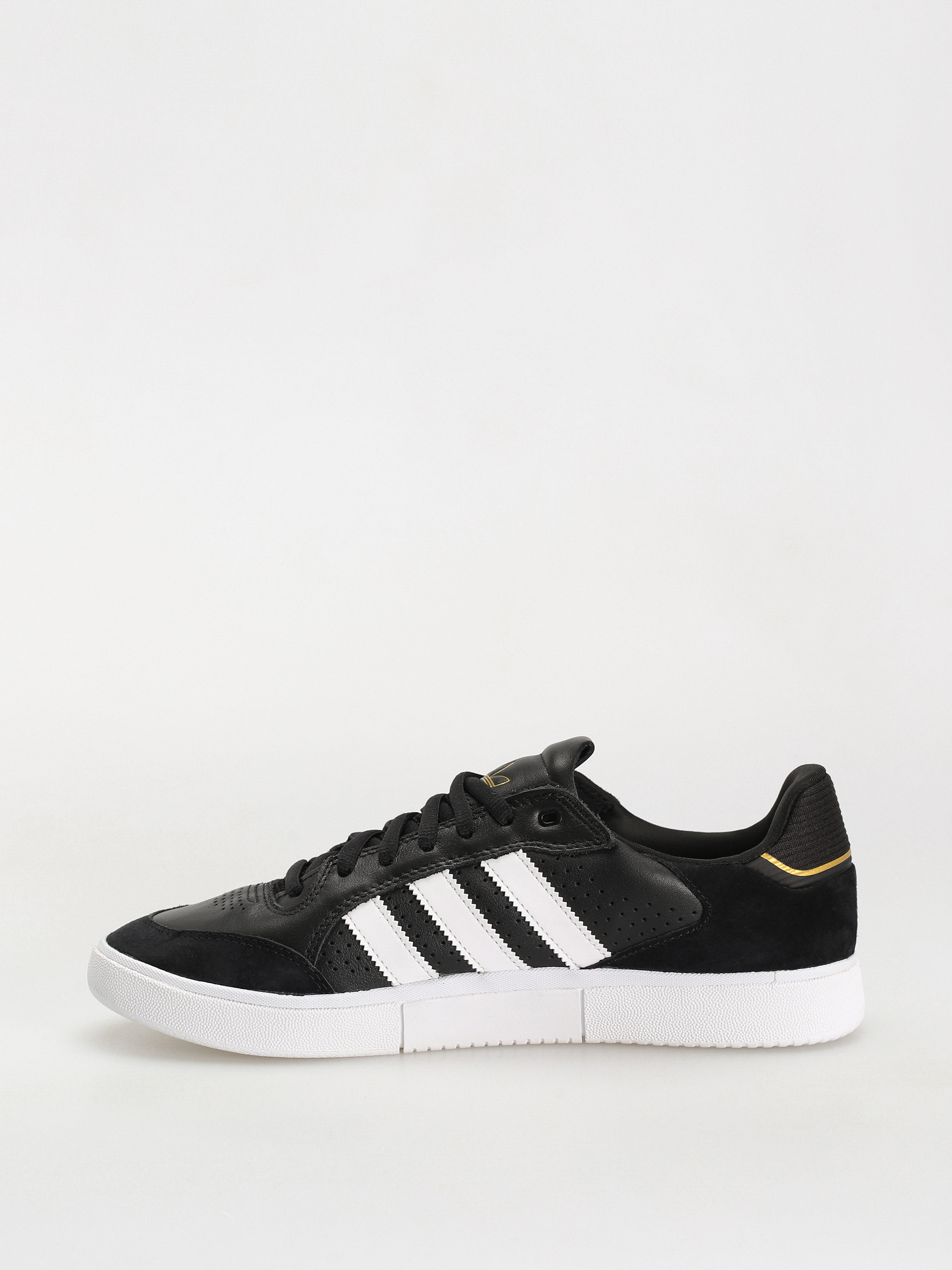 adidas Tyshawn Low Cipők (cblack/ftwwht/goldmt)