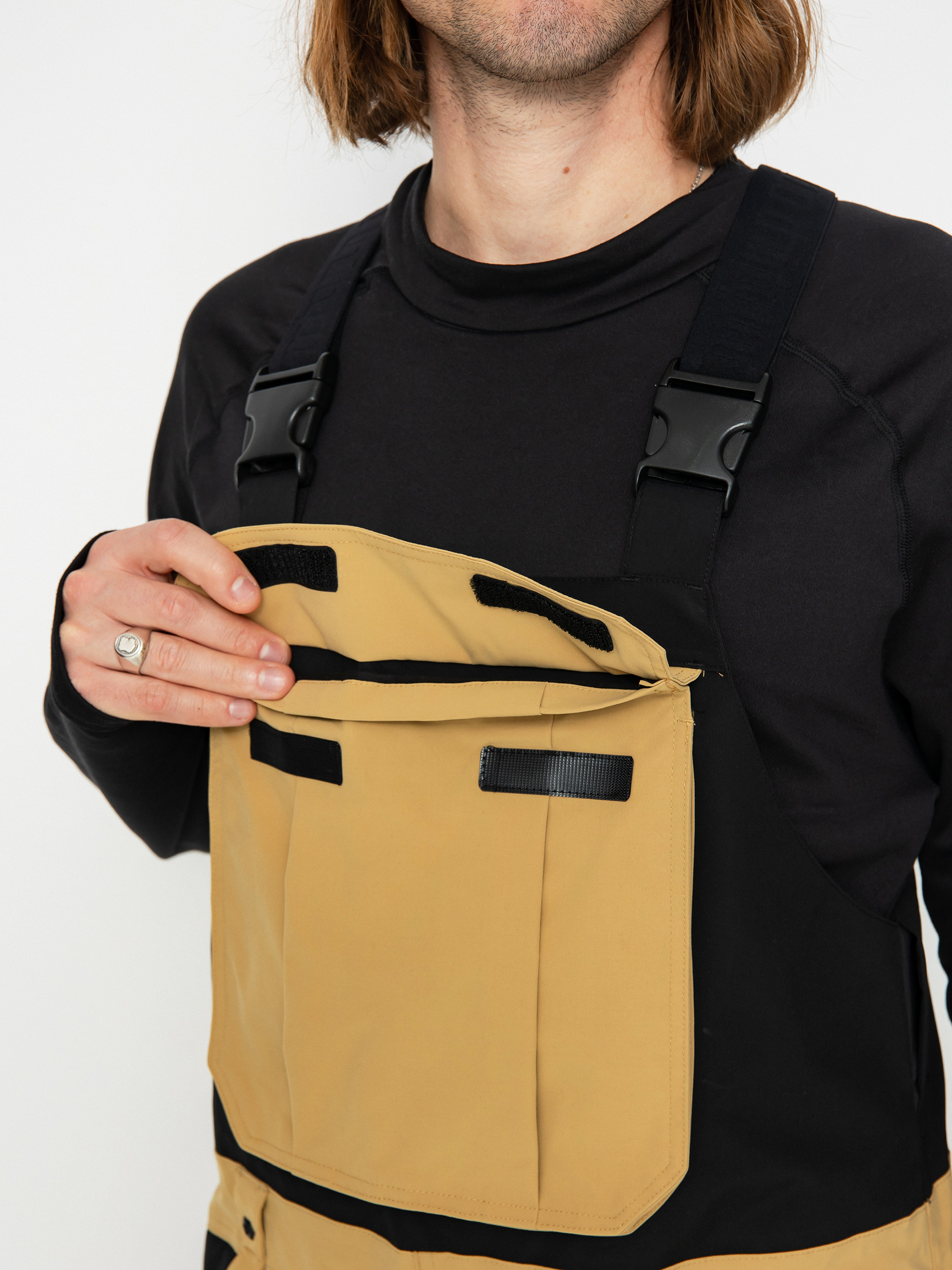 Férfi ThirtyTwo Basement Bib Snowboard nadrág (black/tan)