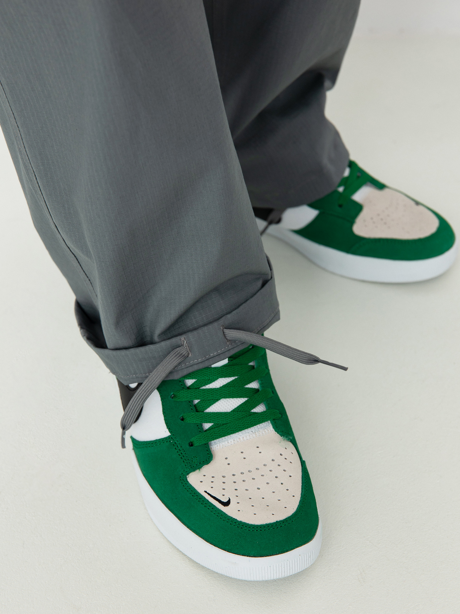 Nike SB Kearny Cargo Kisnadrág (smoke grey)