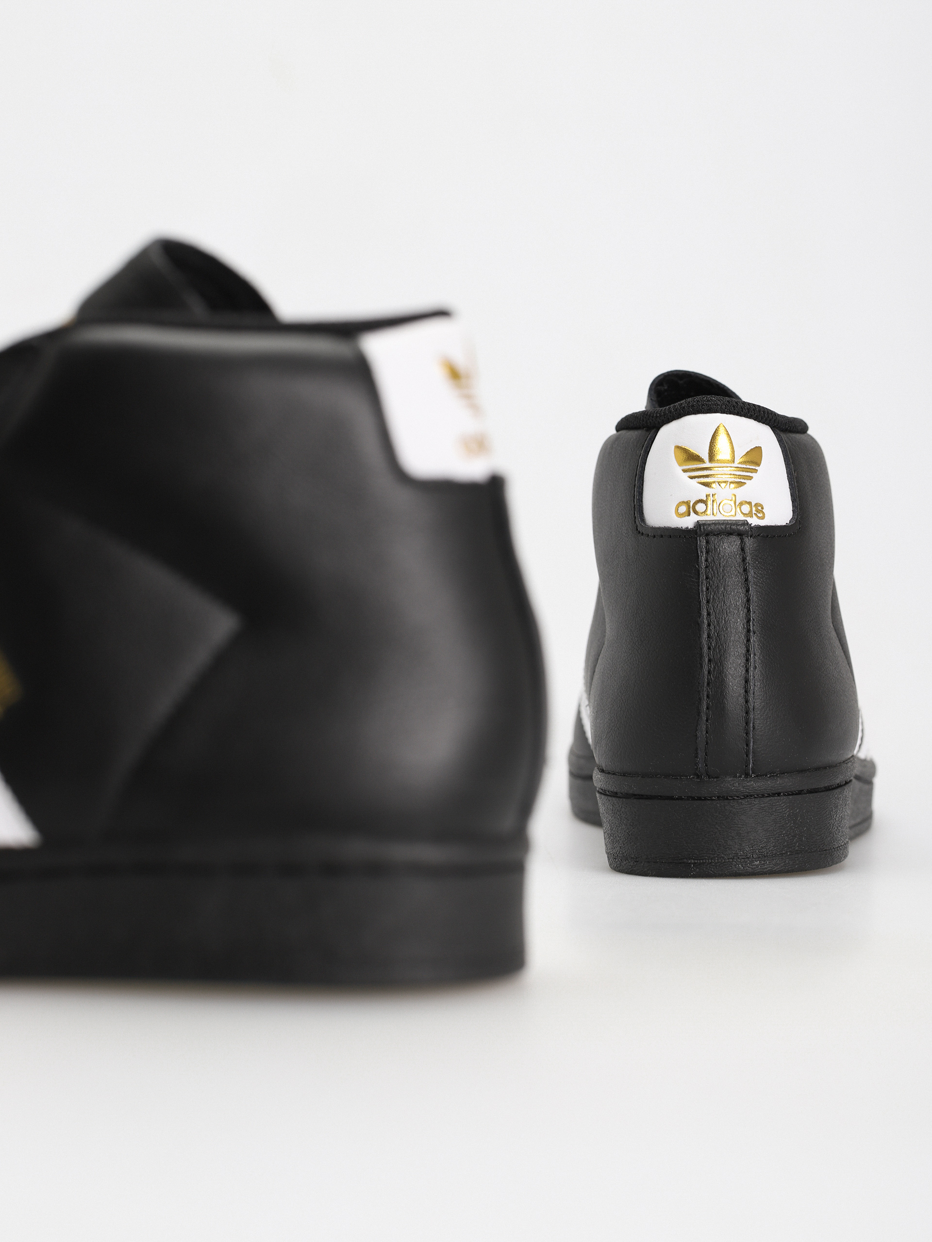 adidas Pro Model ADV Cipők (cblack/ftwwht/goldmt)