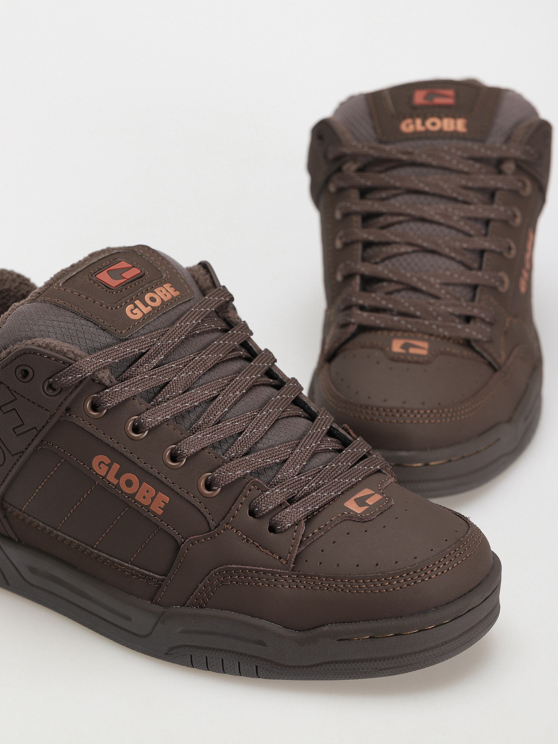 Globe Tilt Cipők (dark oak/bronze)