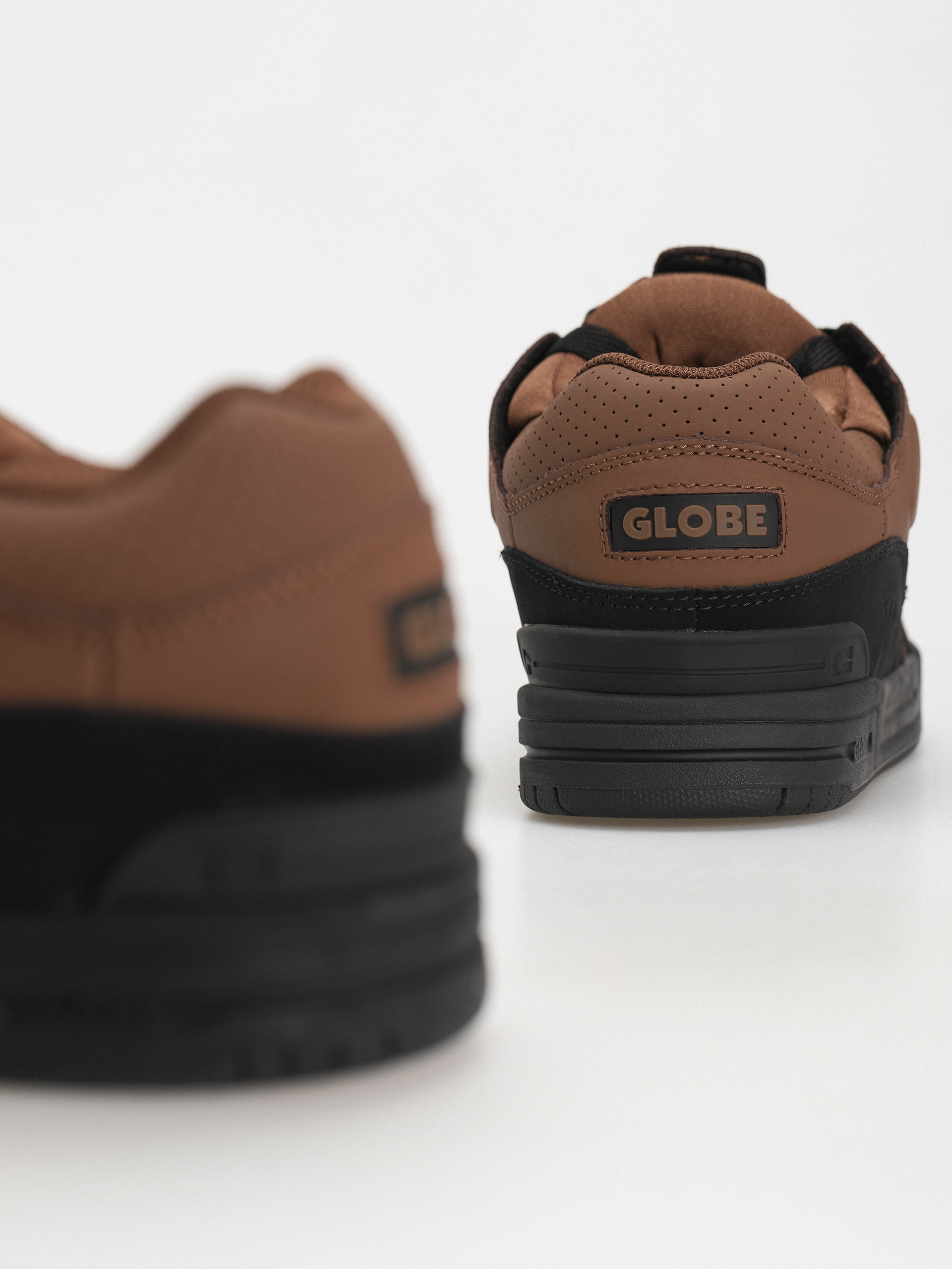 Globe Fusion Cipők (otter/black)