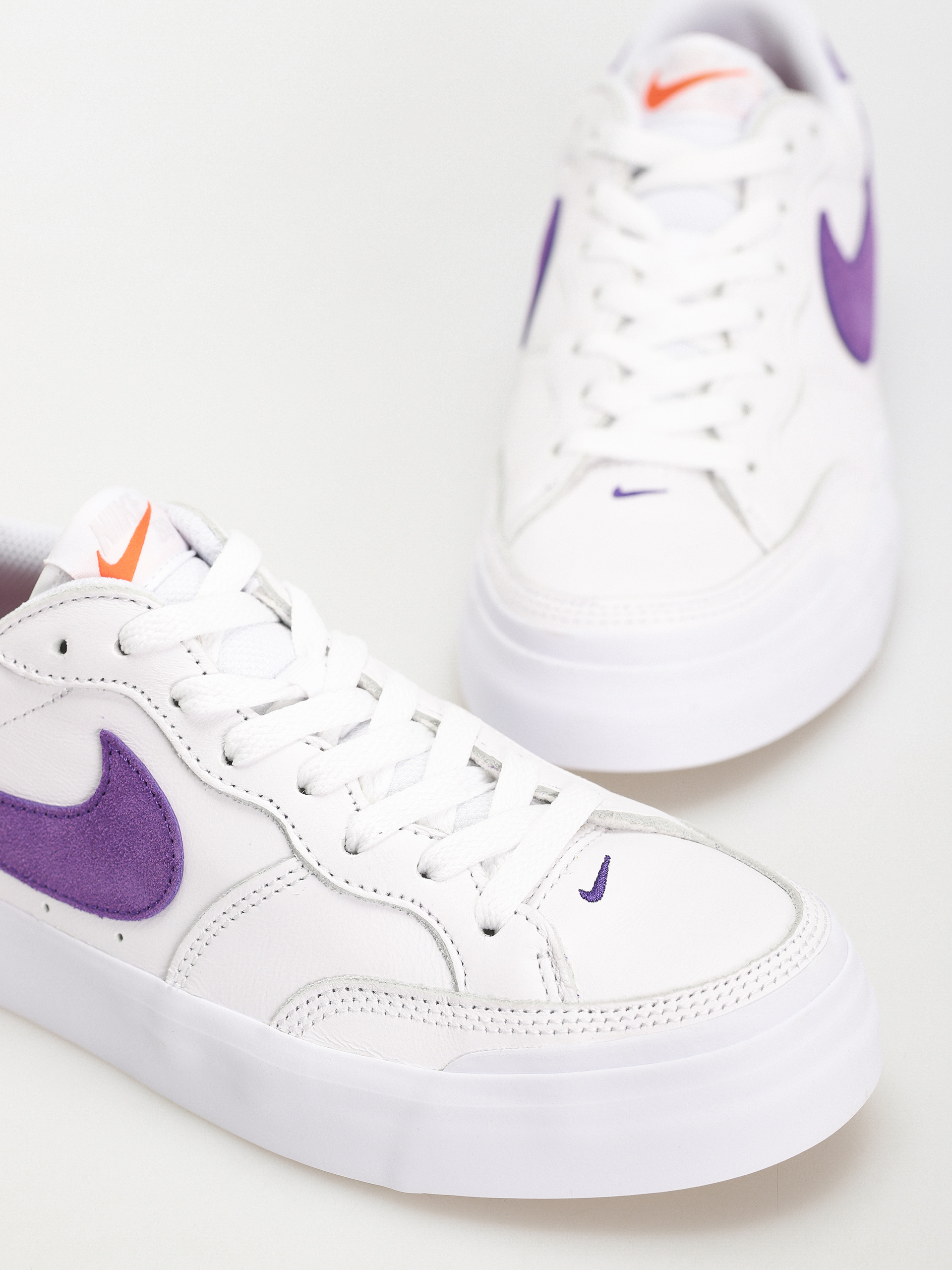 Nike SB Zoom Pogo Plus Cipők (white/court purple white gum light brown)