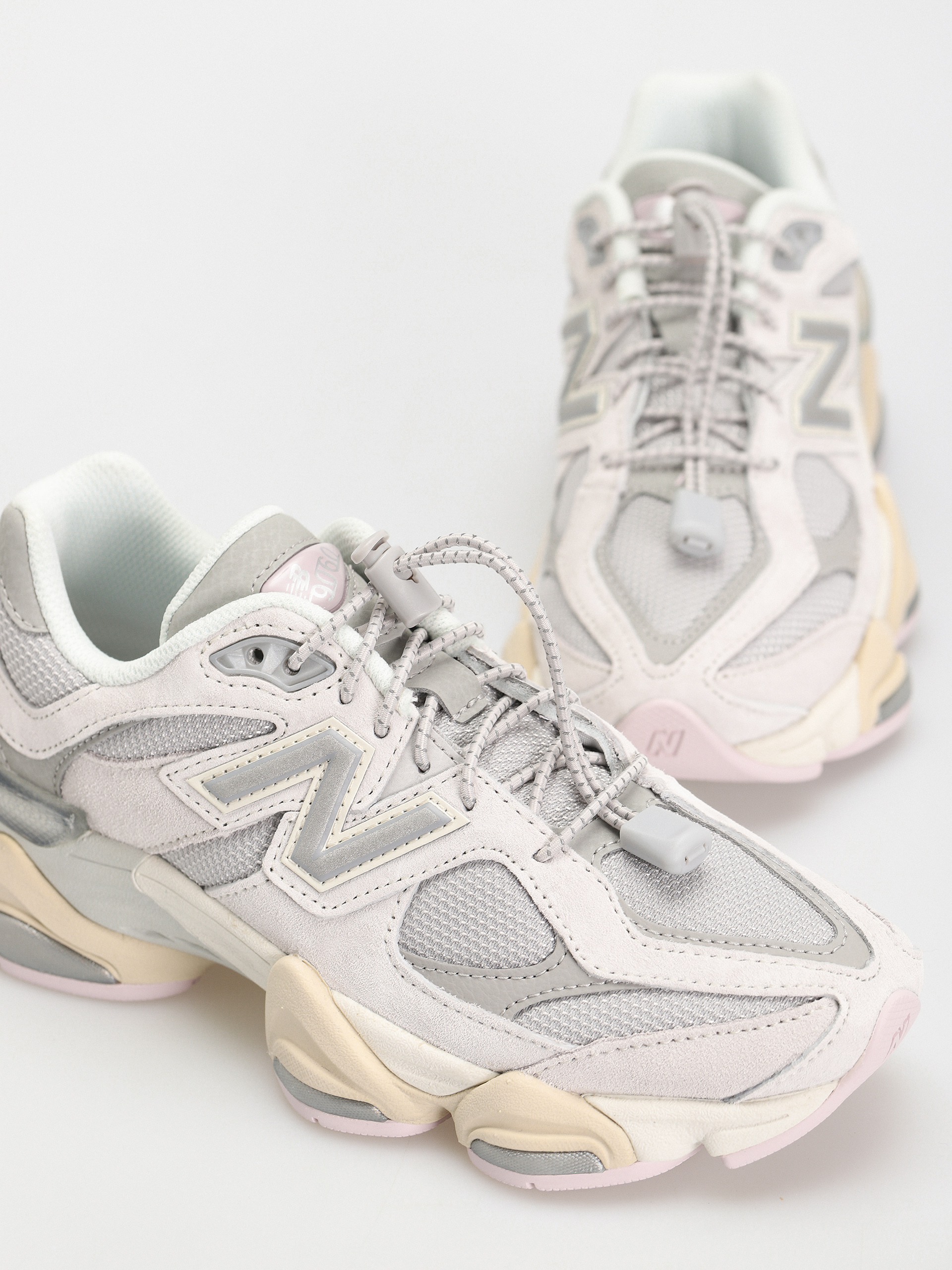 New Balance 9060 Cipők (grey matter)