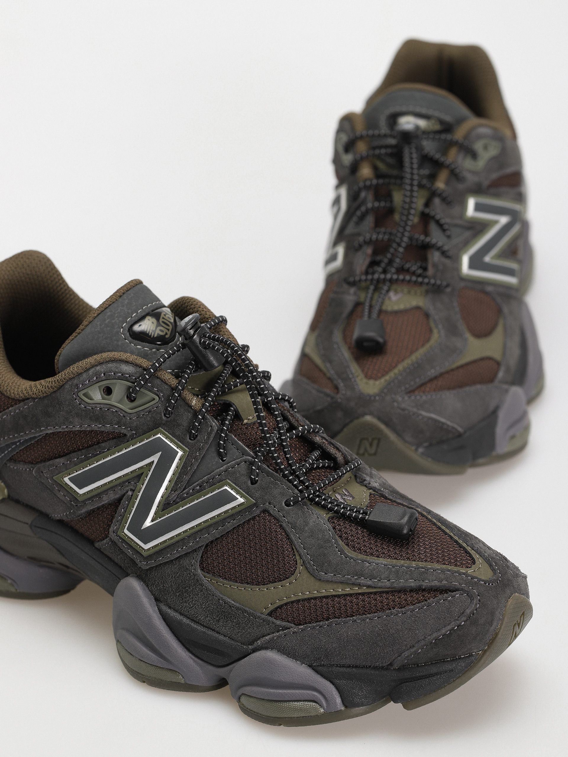 New Balance 9060 Cipők (blacktop)