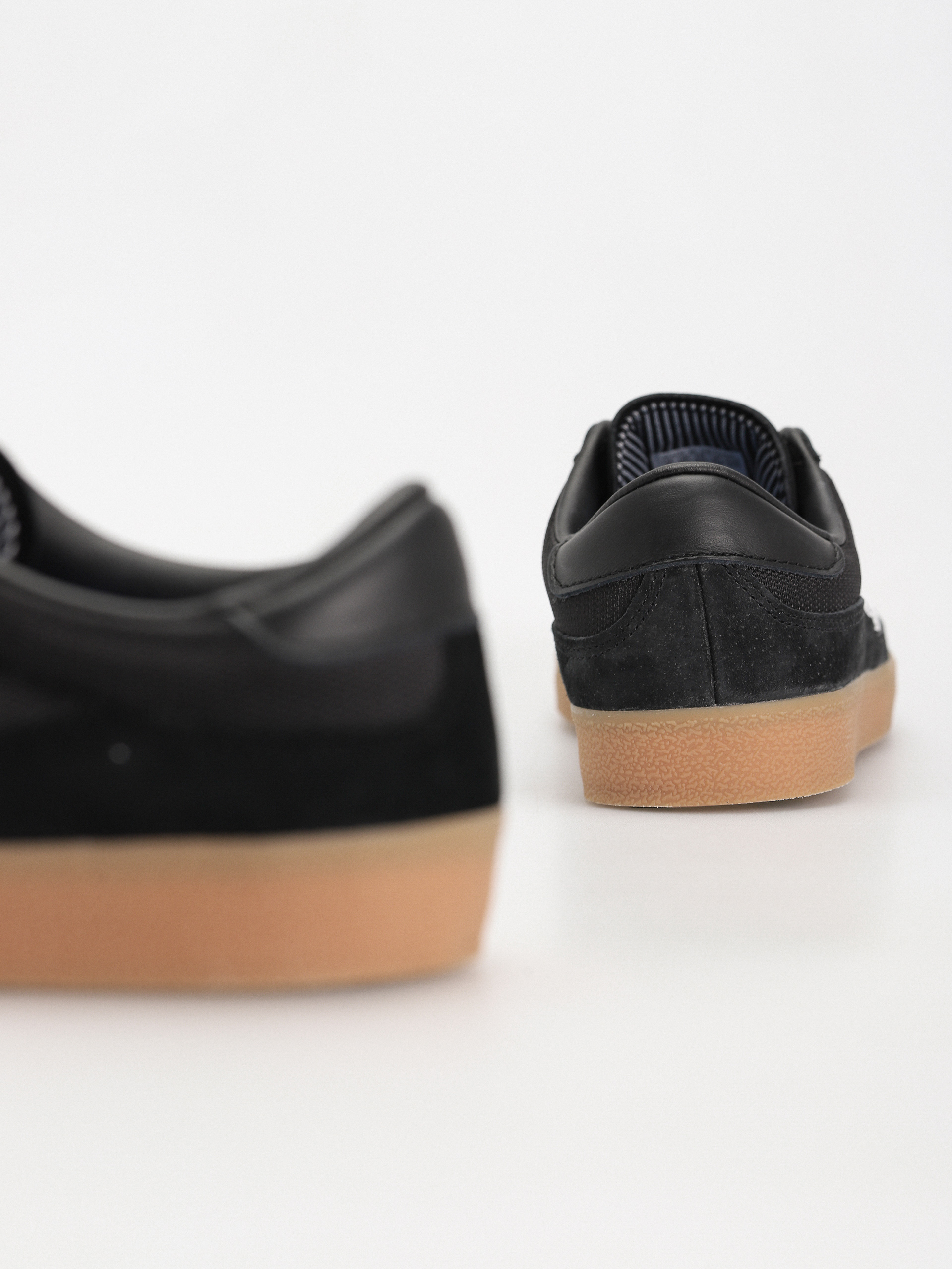 adidas Puig Indoor Cipők (cblack/ftwwht/gum4)