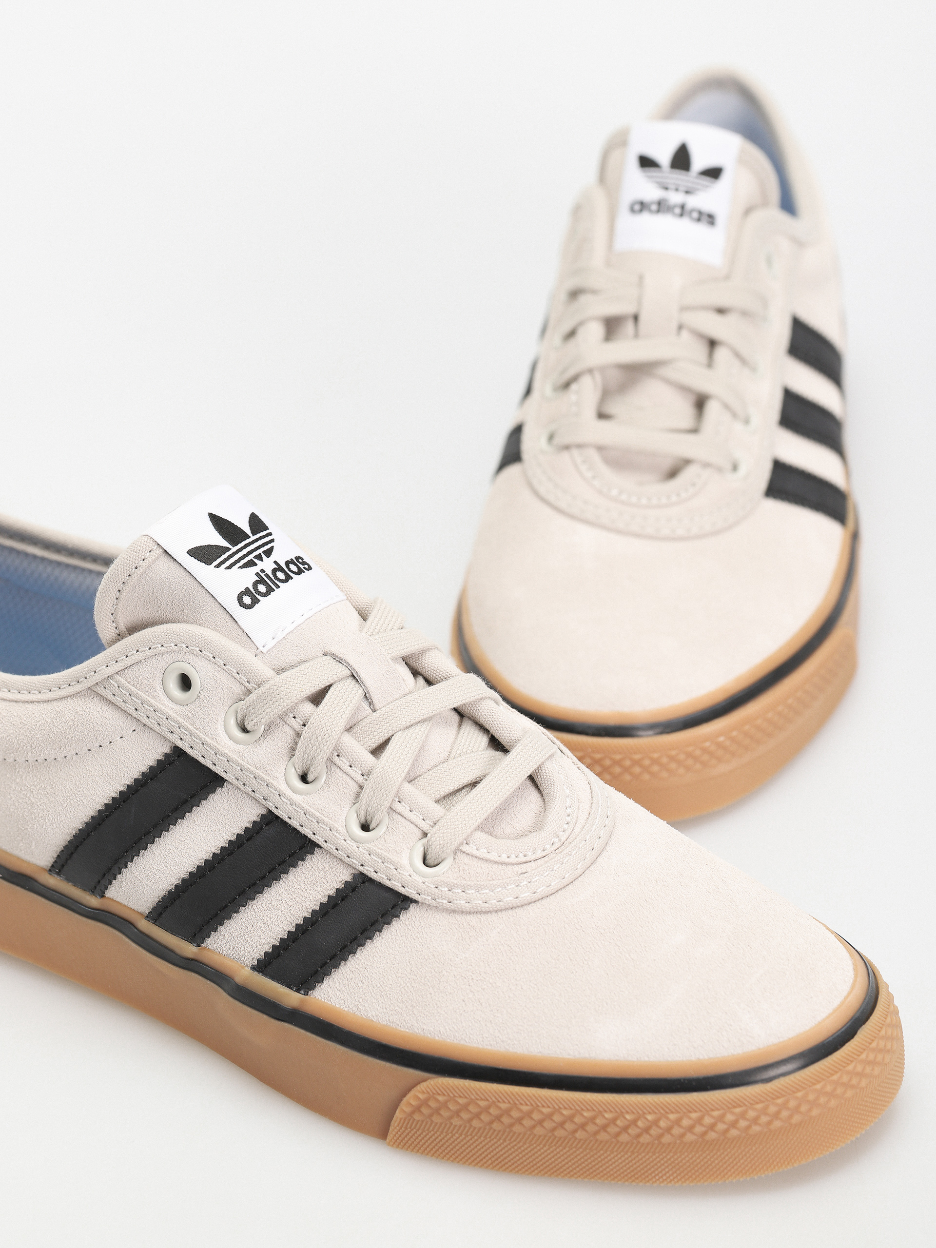 adidas Adi Ease Cipők (crywht/cblack/gum4)