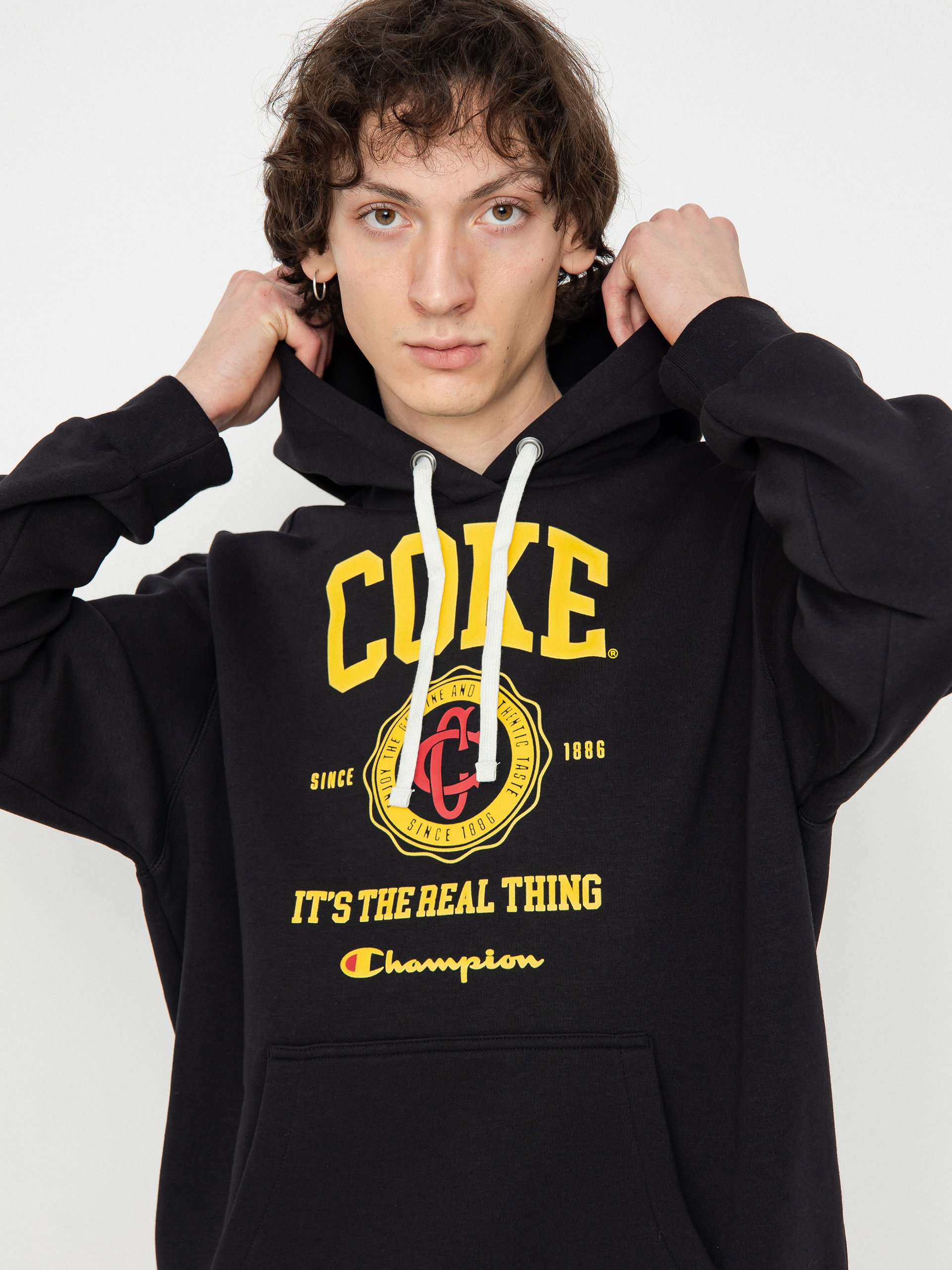 Champion X Coca Cola Hooded Sweatshirt 220180 Kapucnis pulóver (nbk)