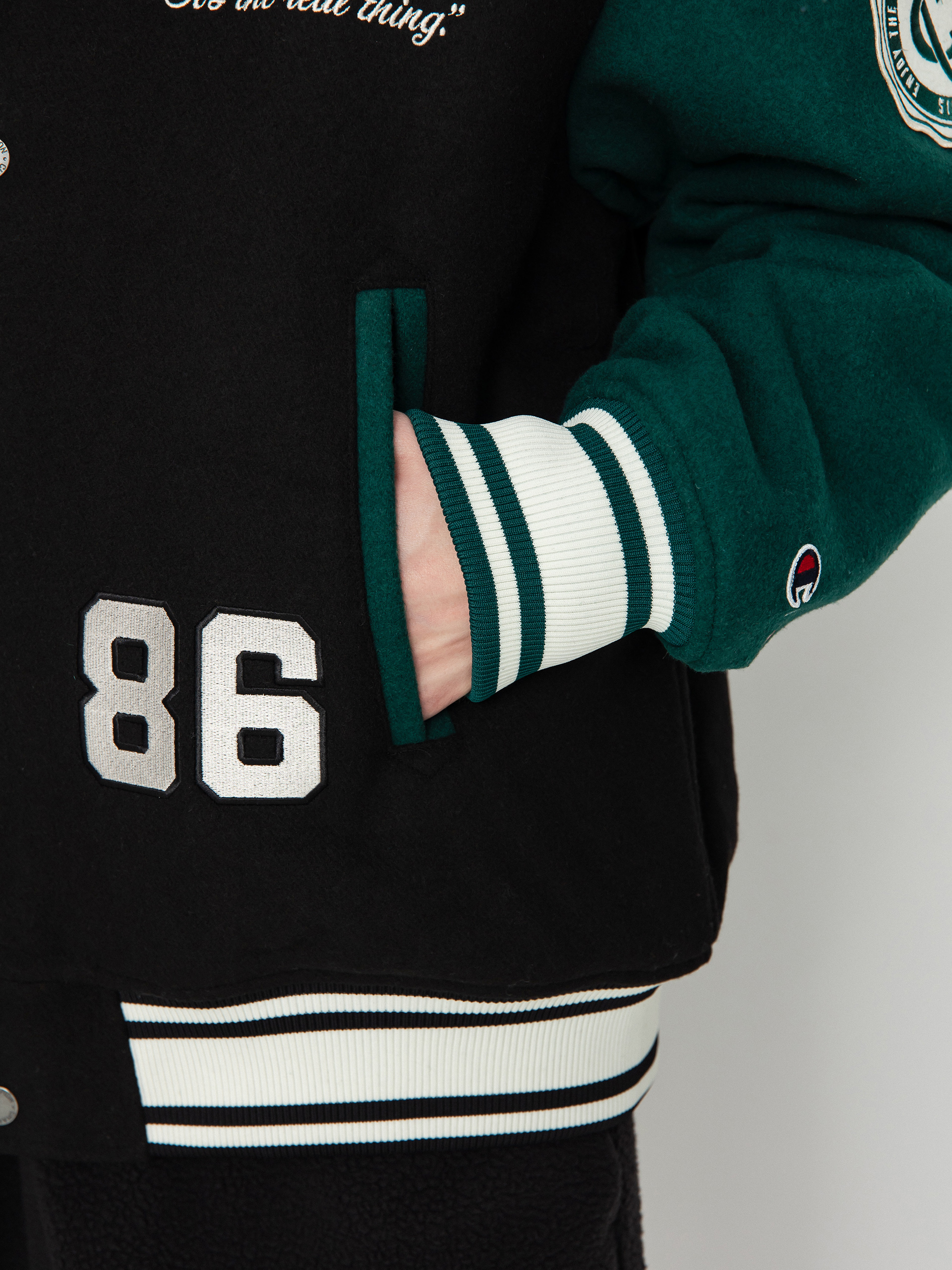 Champion X Coca Cola Bomber Jacket 220191 Dzseki (nbk/hlg/ofw)