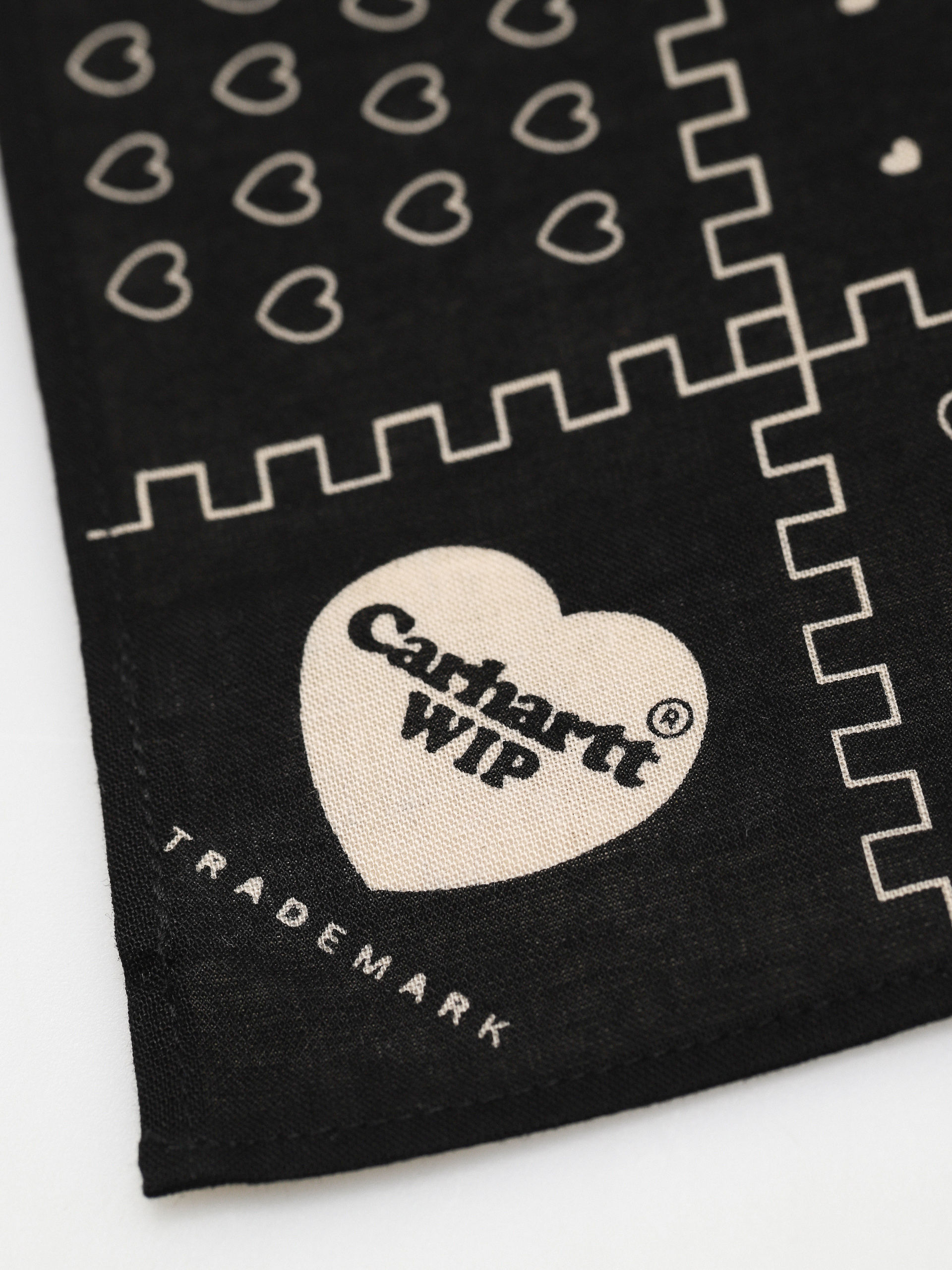 Carhartt WIP Heart Bandana (heart bandana print/black)