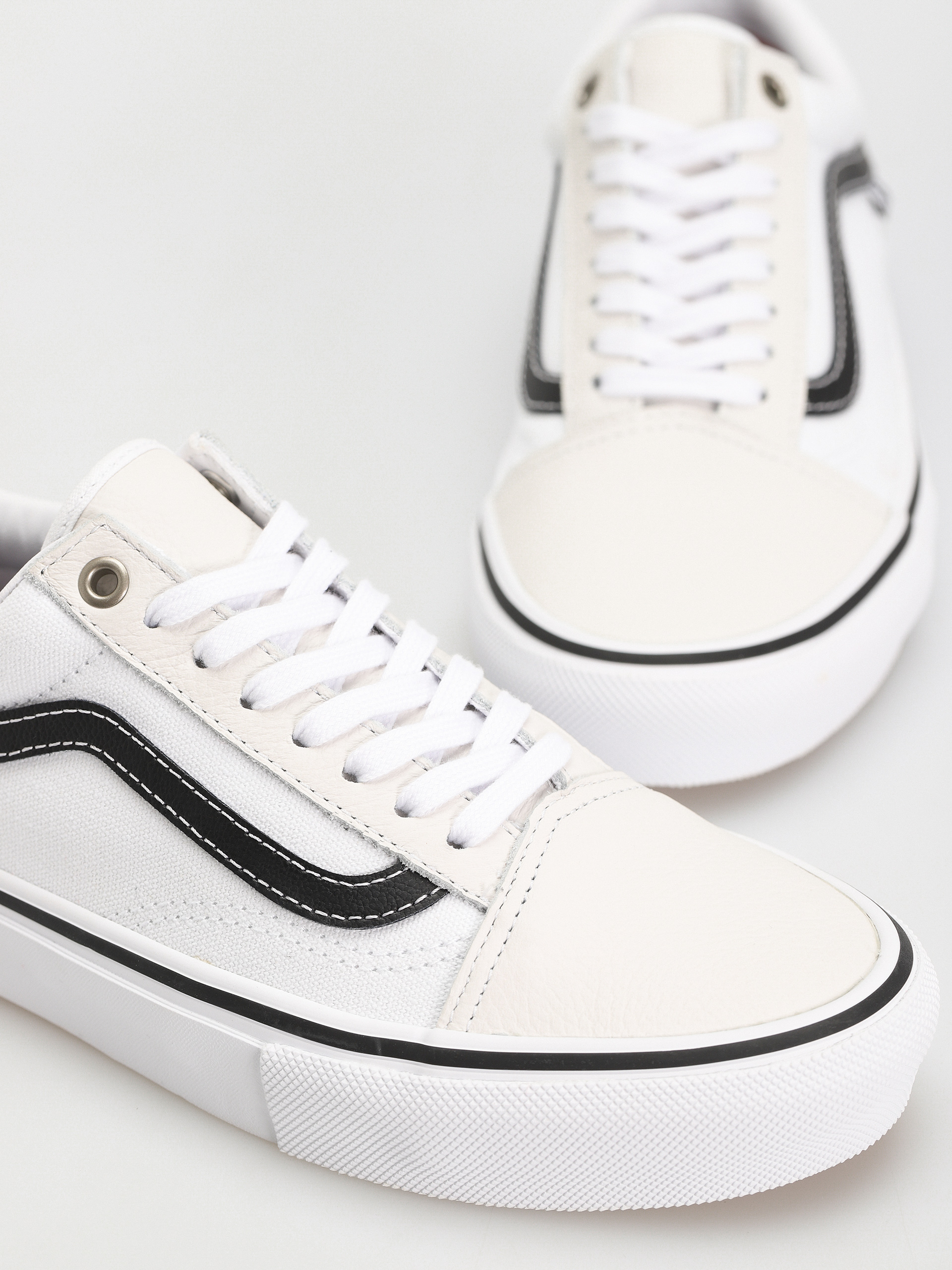 Vans Skate Old Skool Cipők (leather white/white)