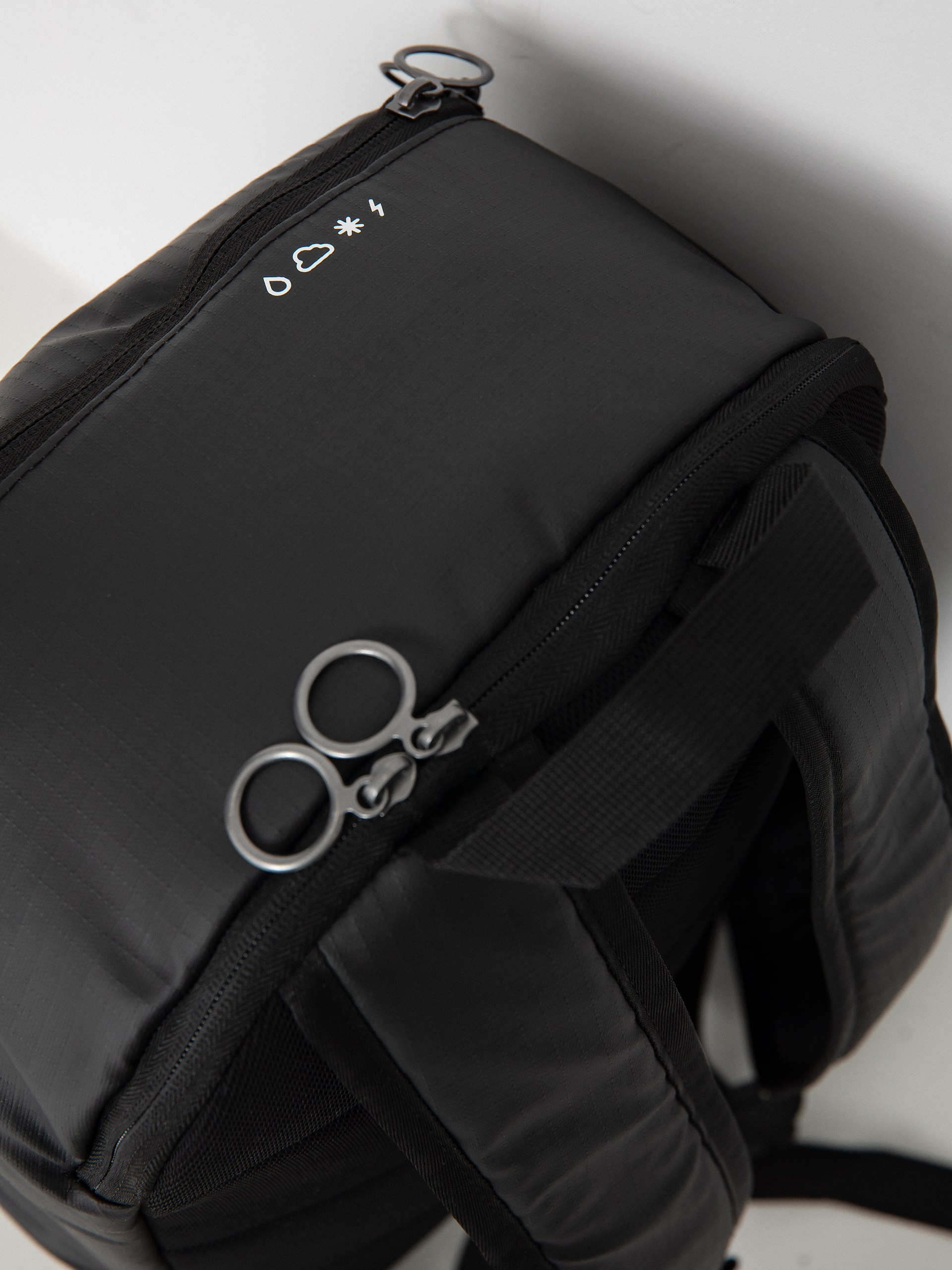 Nike SB Heritage Hátizsák (black/black/smoke grey)