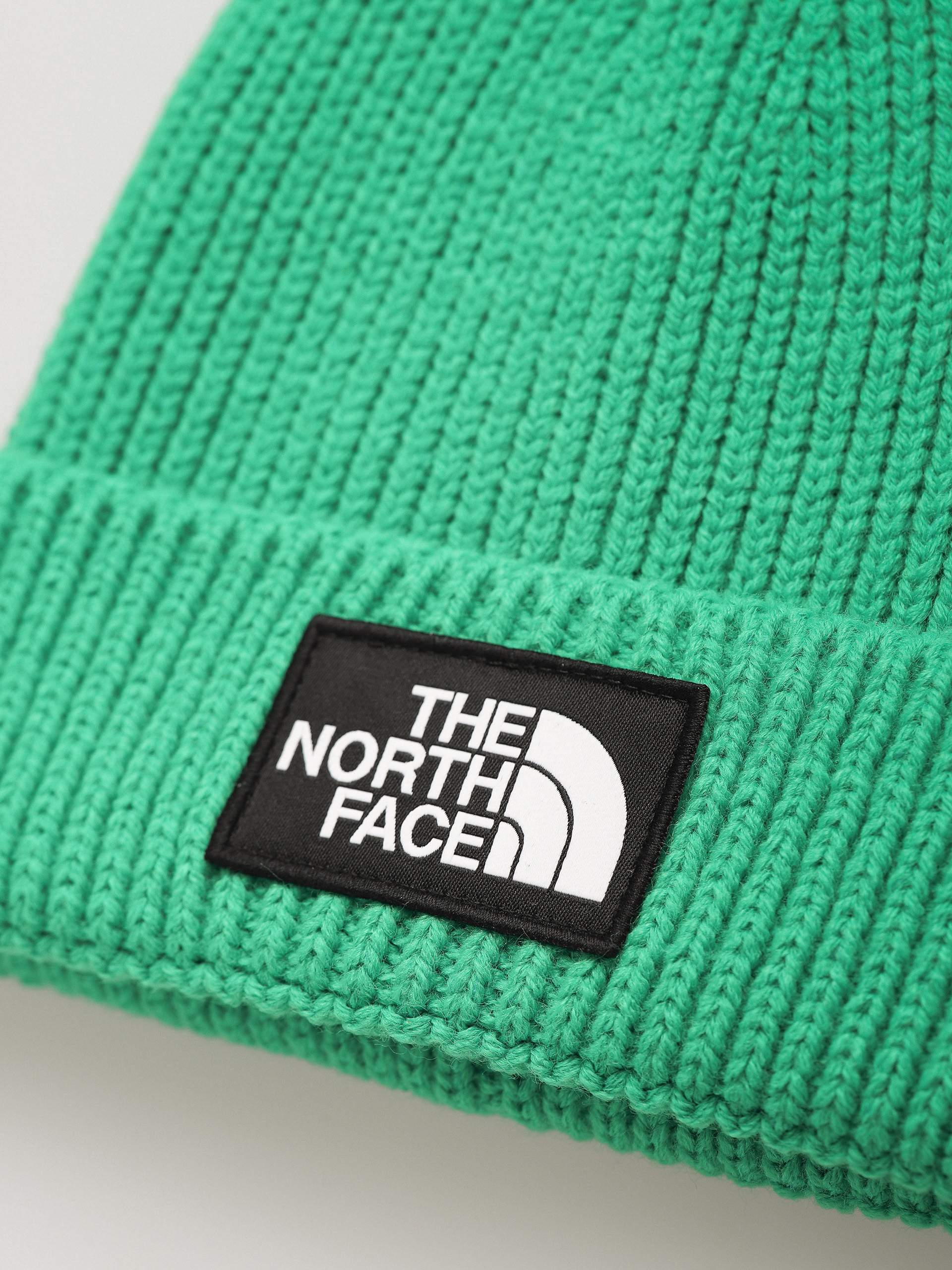 The North Face Tnf Logo Box Cuffed Sapka (optic emerald)