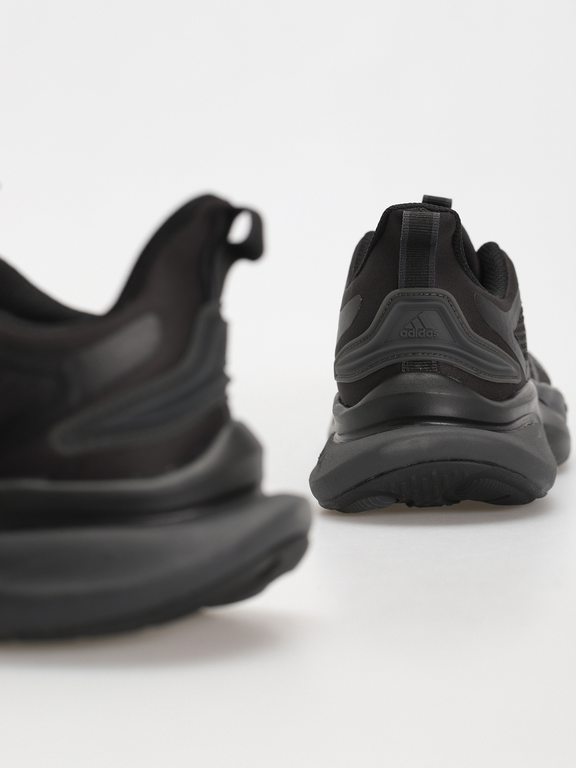 adidas AlphaBounce + Cipők (cblack/carbon/carbon)