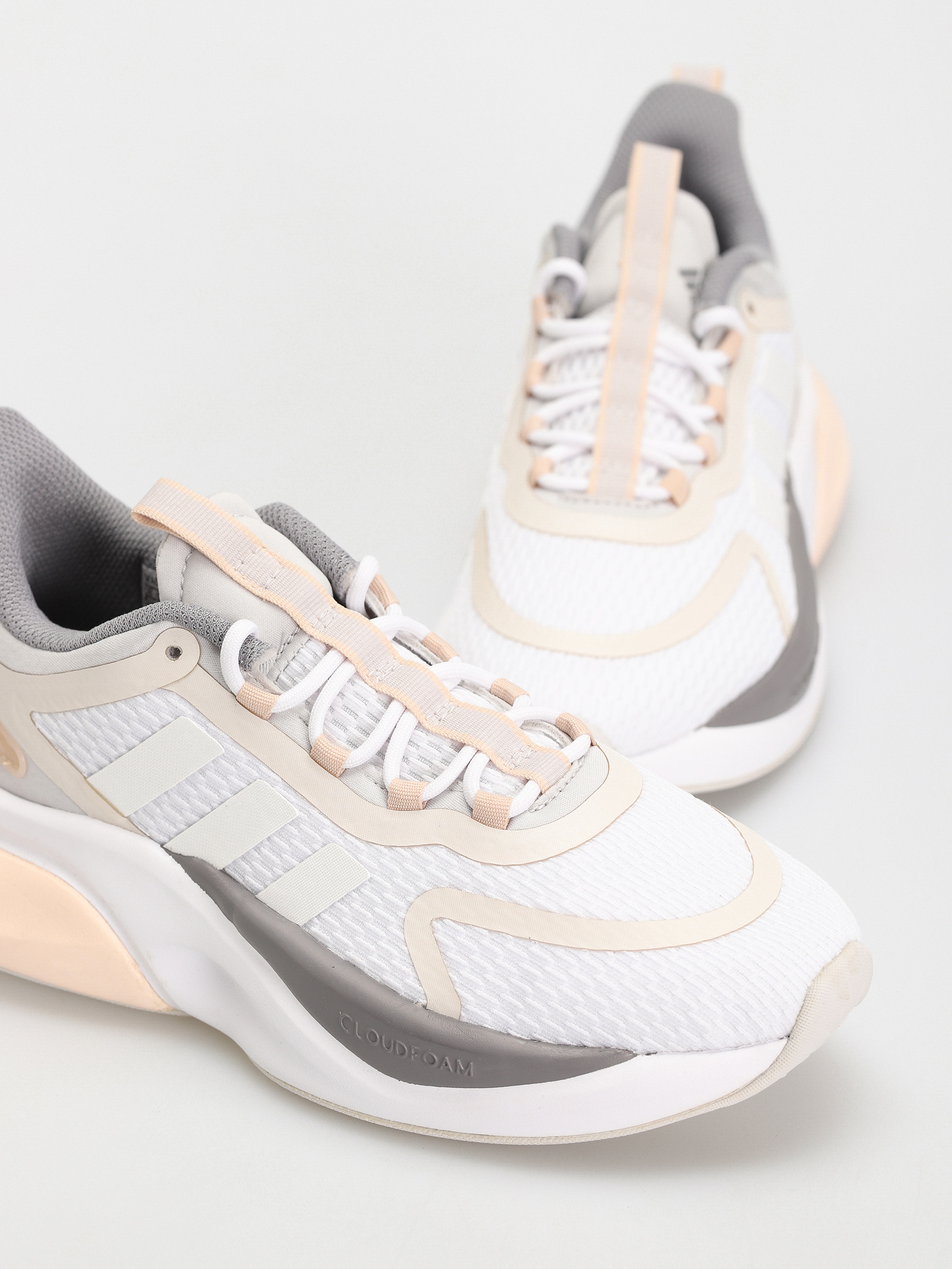 adidas AlphaBounce + Cipők Wmn (ftwwht/zeromt/grethr)