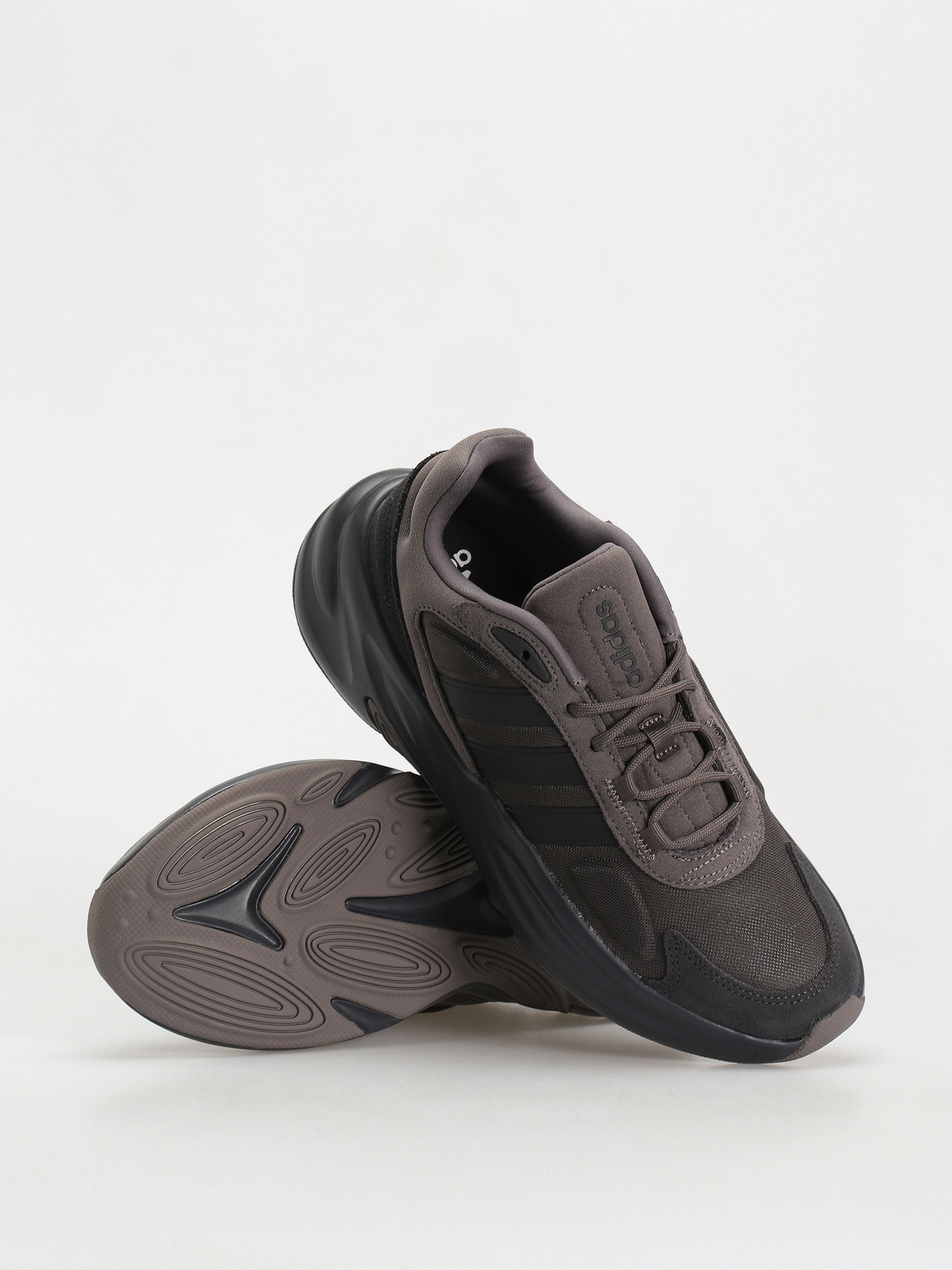 adidas Ozelle Cipők (chacoa/carbon/carbon)