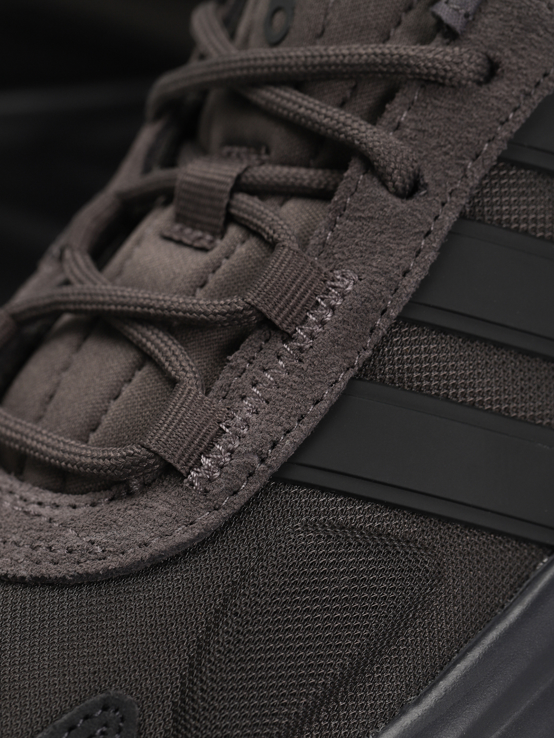 adidas Ozelle Cipők (chacoa/carbon/carbon)