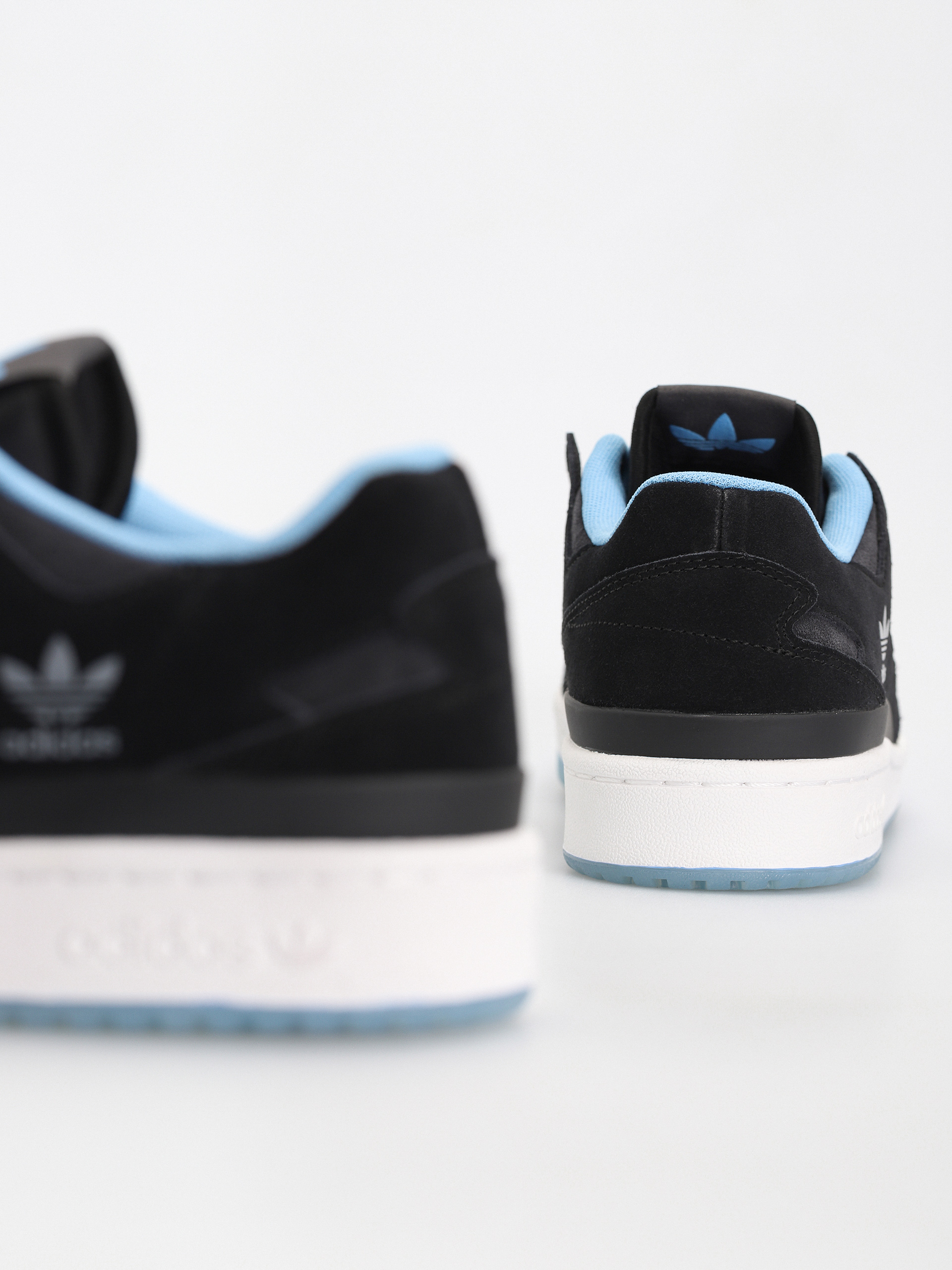 adidas Forum 84 Low ADV Cipők (cblack/blubrs/carbon)