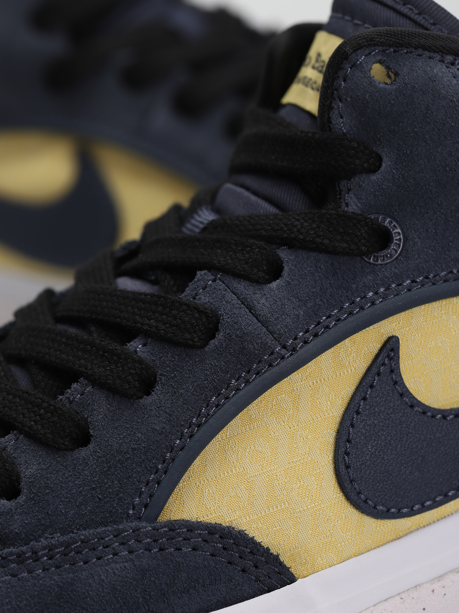 Nike SB React Leo Cipők (thunder blue/thunder blue saturn gold)