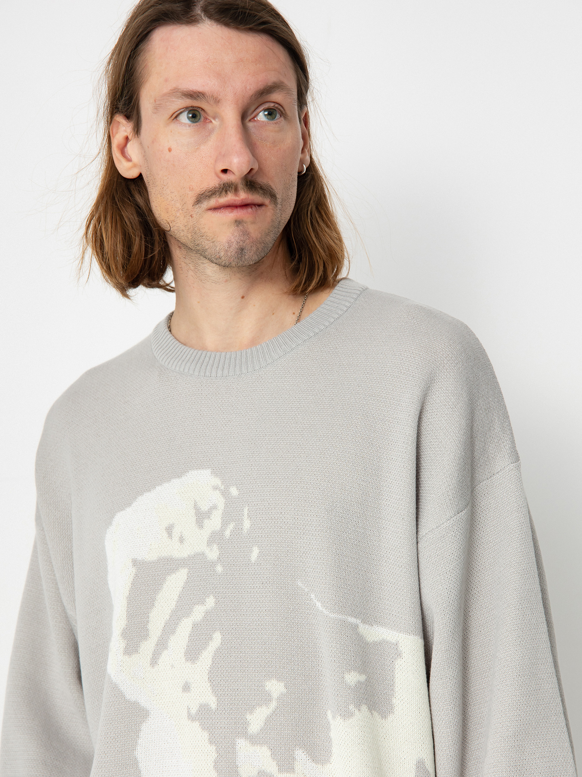 Nike SB GFX Knitted Pulóver (lt iron ore)