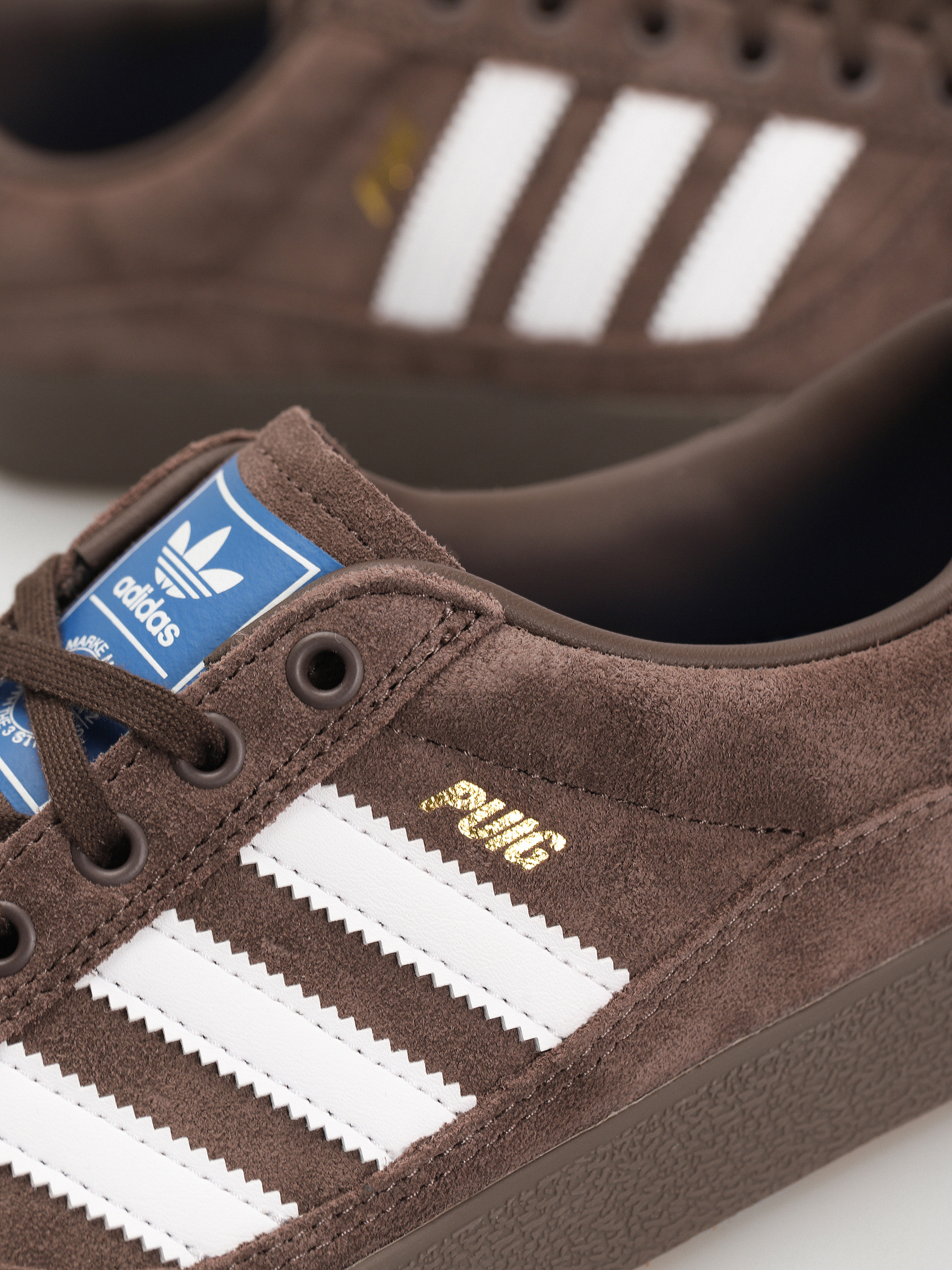 adidas Puig Indoor Cipők (brown/ftwwht/blubir)