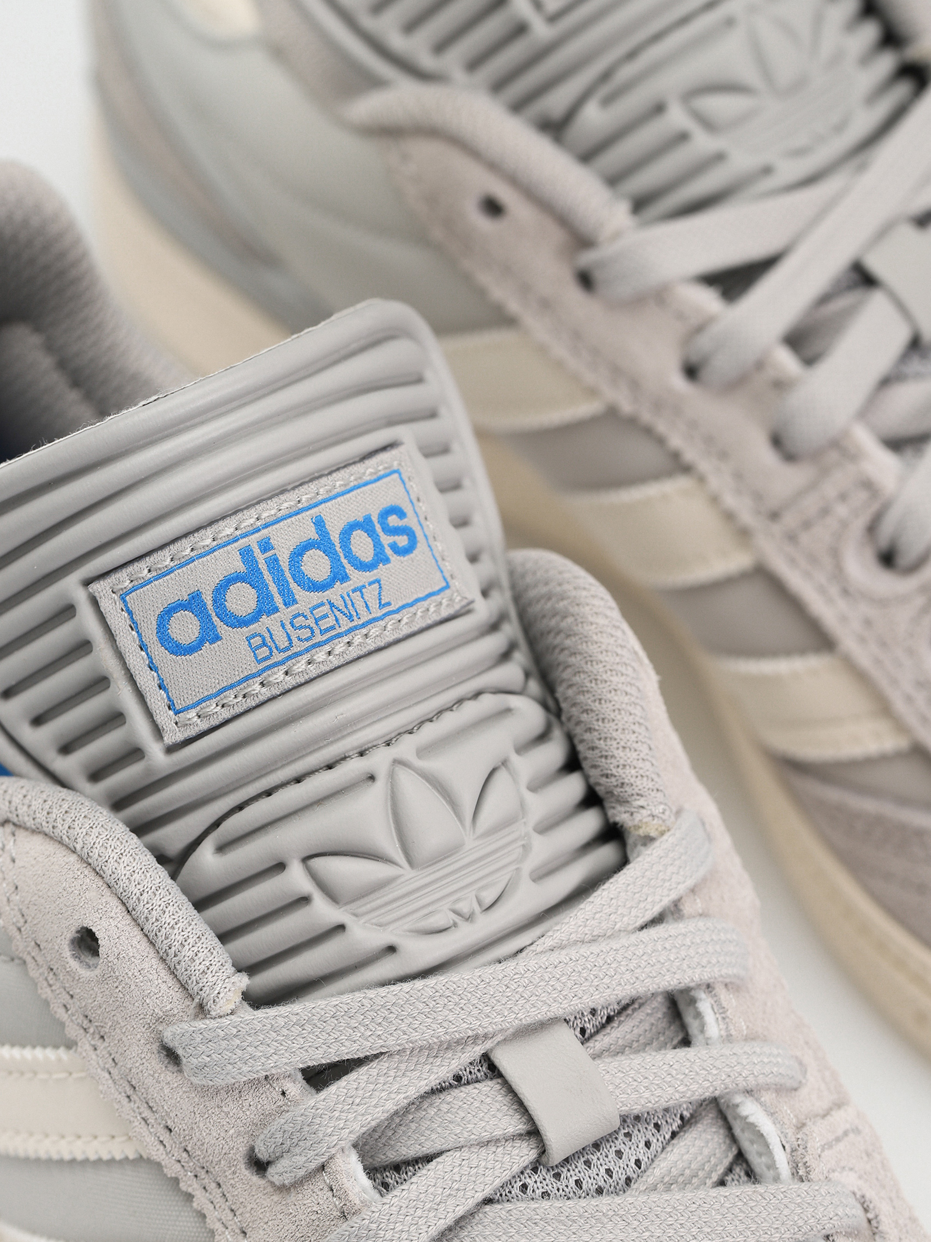 adidas Busenitz Cipők (mgsogr/cwhite/goldmt)