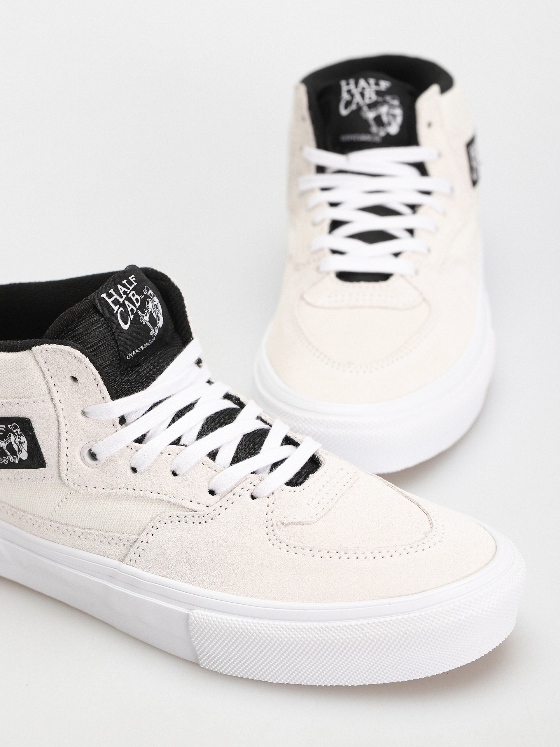 Vans Skate Half Cab Cipők (white/black)