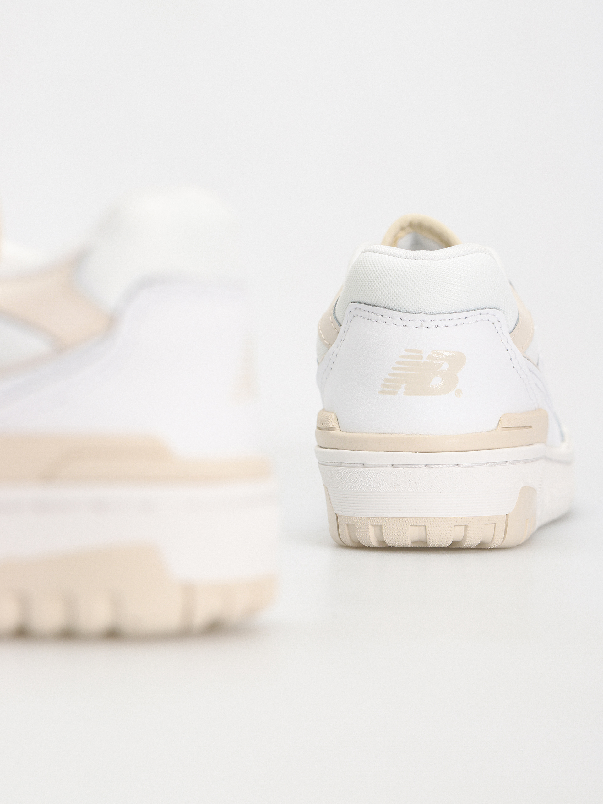 New Balance 550 Cipők Wmn (white linen)