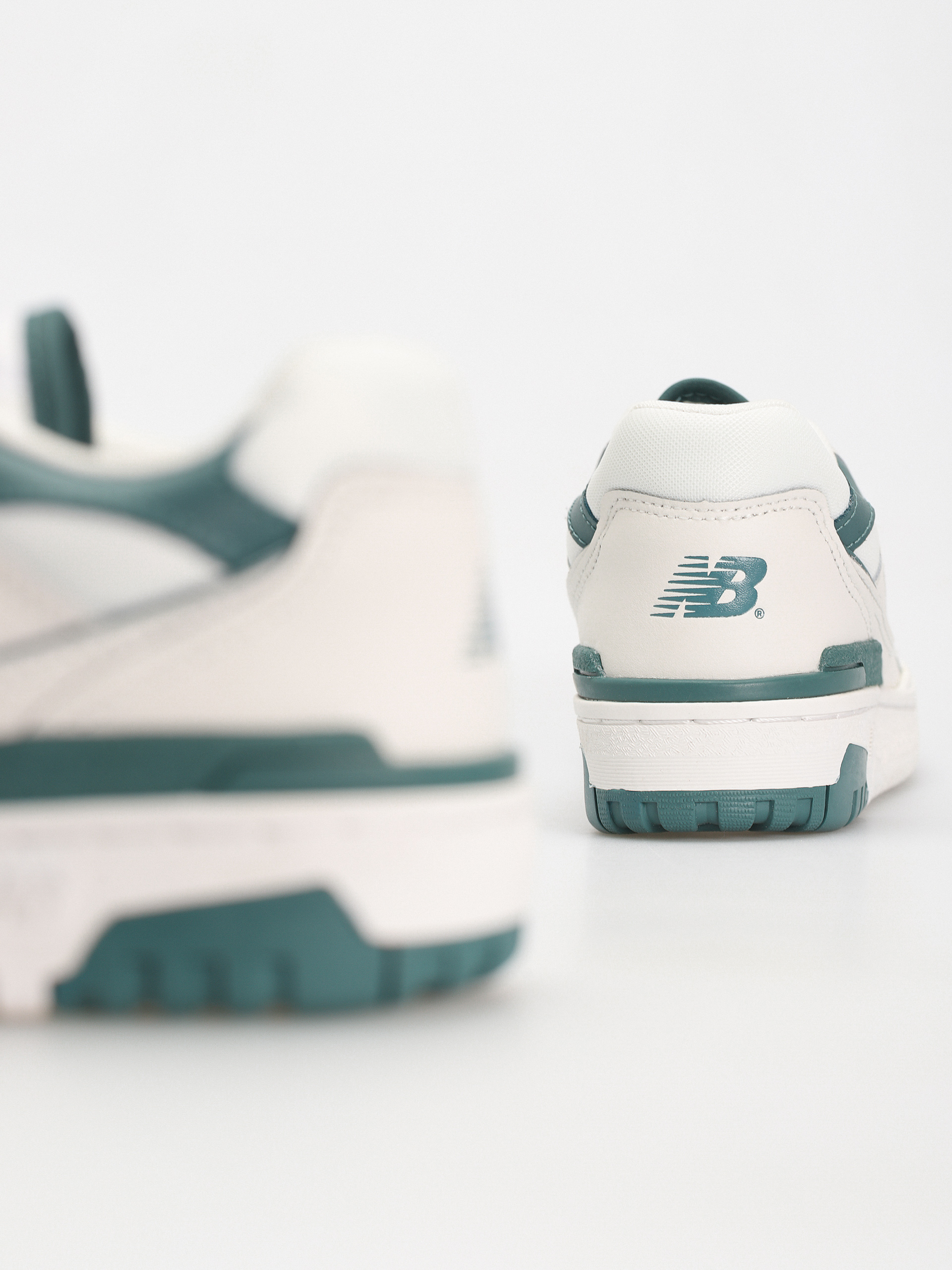 New Balance 550 Cipők Wmn (reflection new spruce)