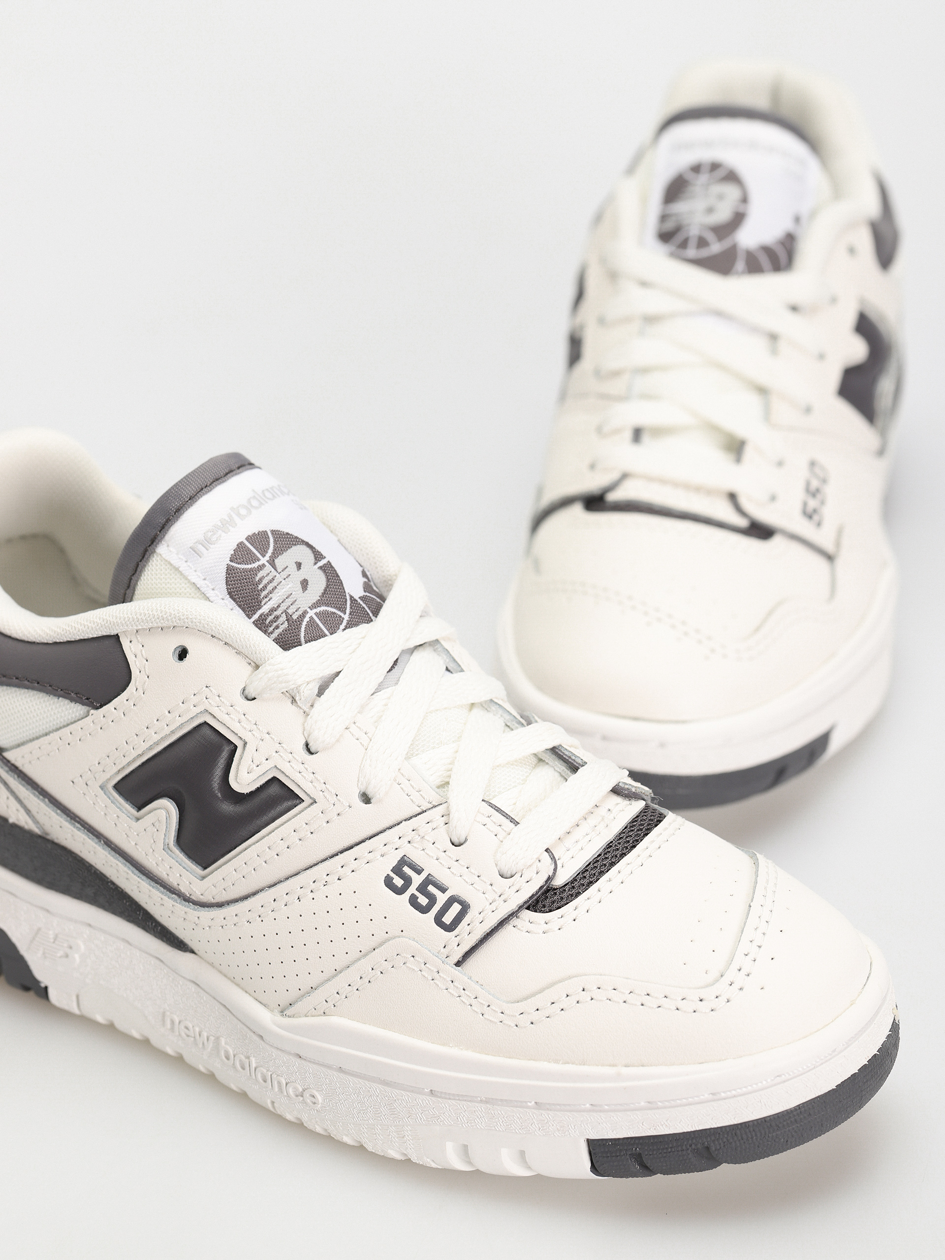 New Balance 550 Cipők Wmn (sea salt magnet)