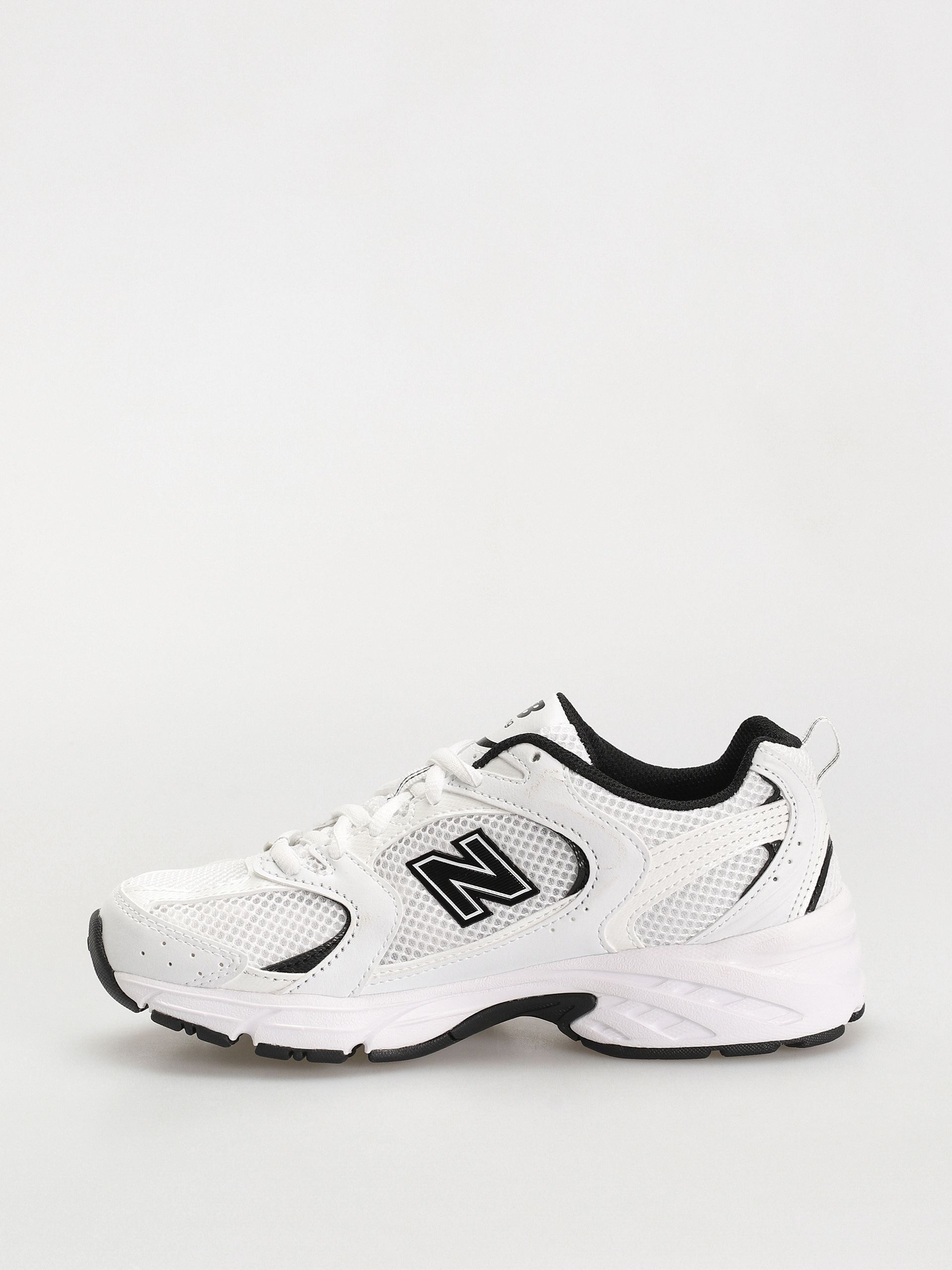 New Balance 530 Cipők (white black details)