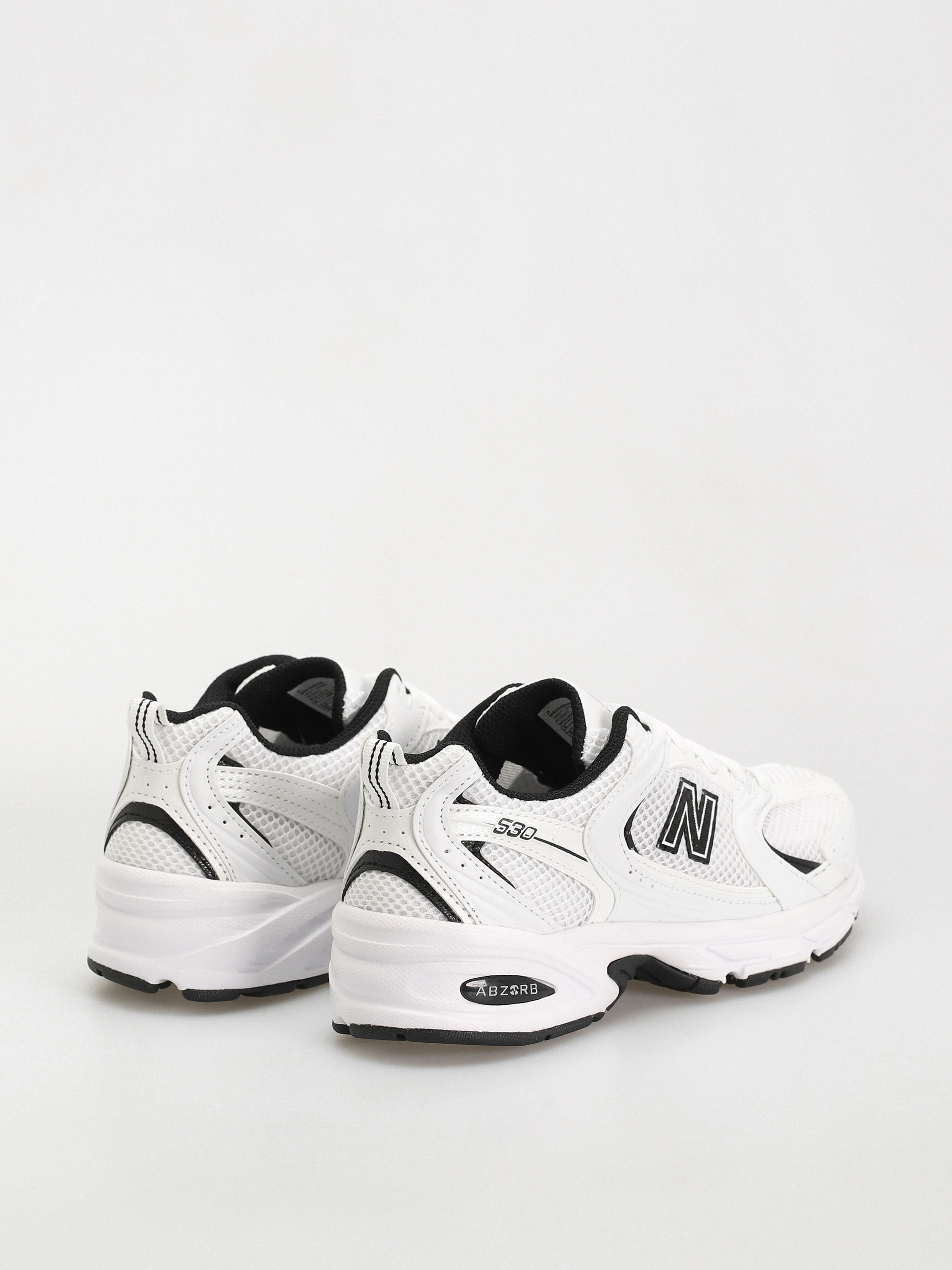 New Balance 530 Cipők (white black details)