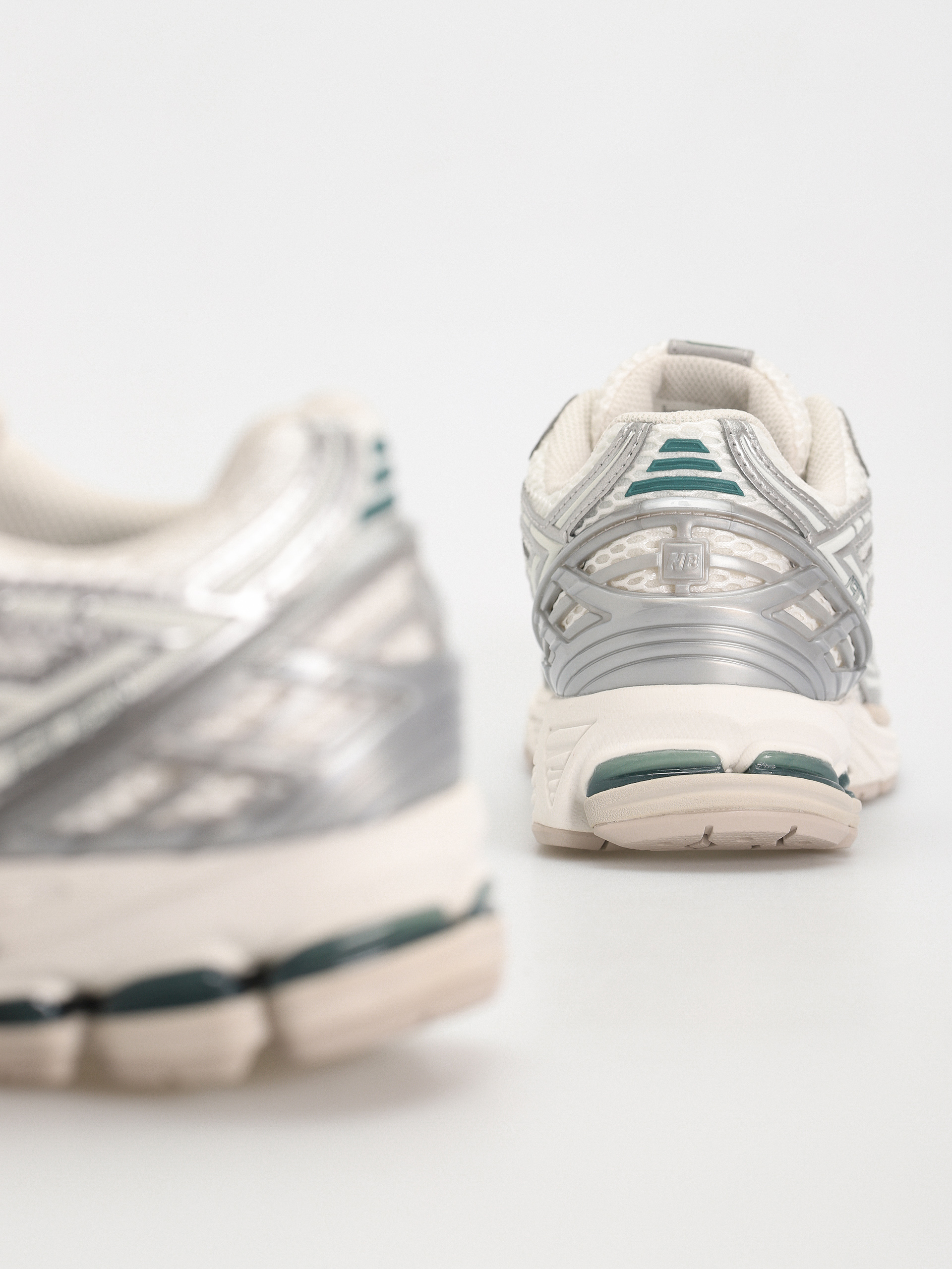 New Balance 1906 Cipők (silver metallic)