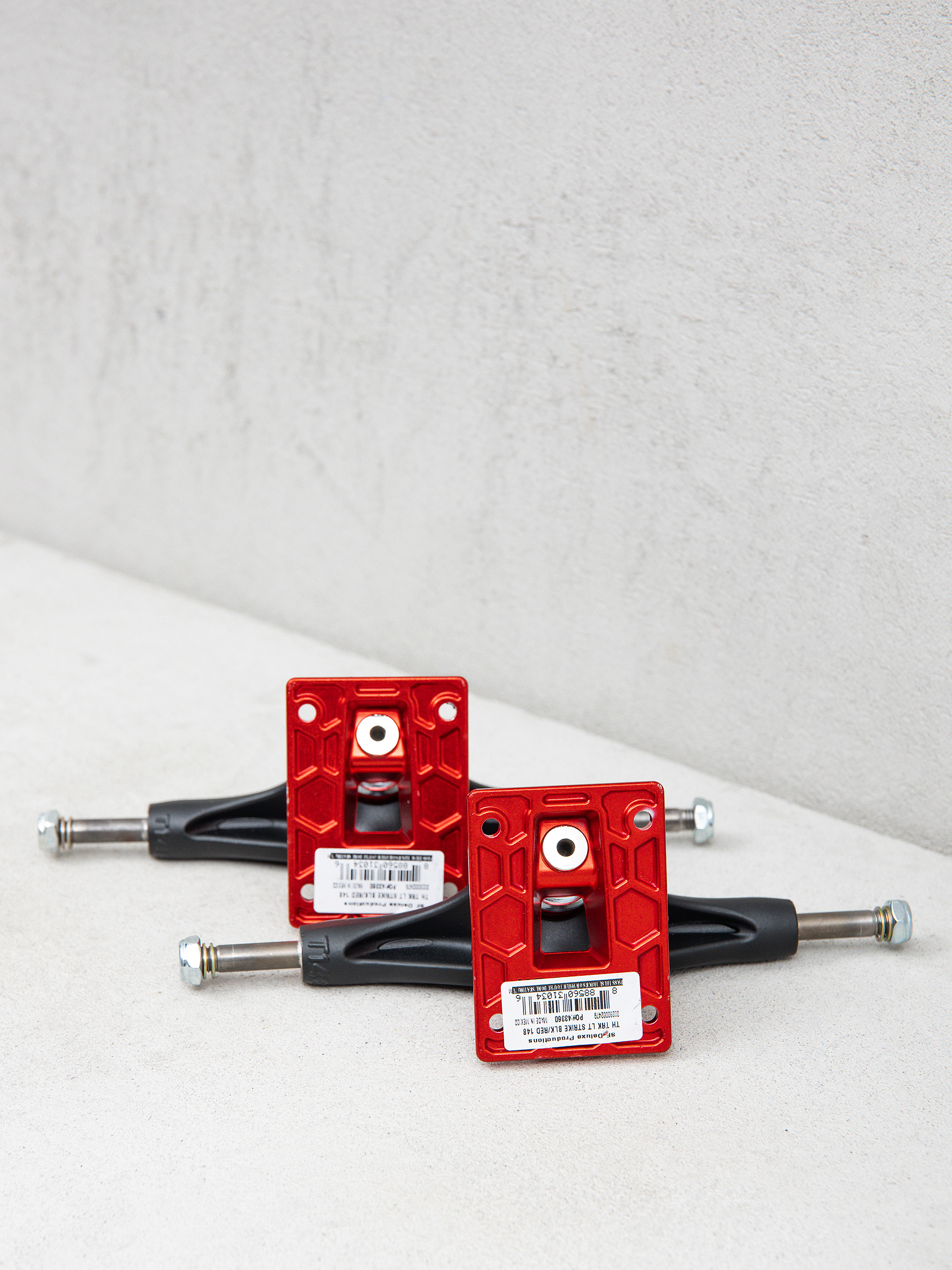 Thunder Lights Strike Gördeszka felfüggesztés (black/red)