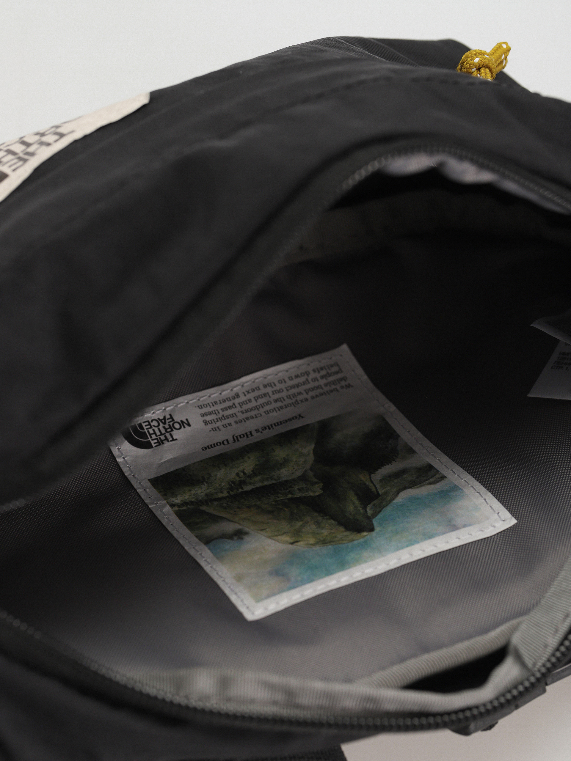 The North Face Berkeley Lumbar Övtáska (tnf black/mineral gold)