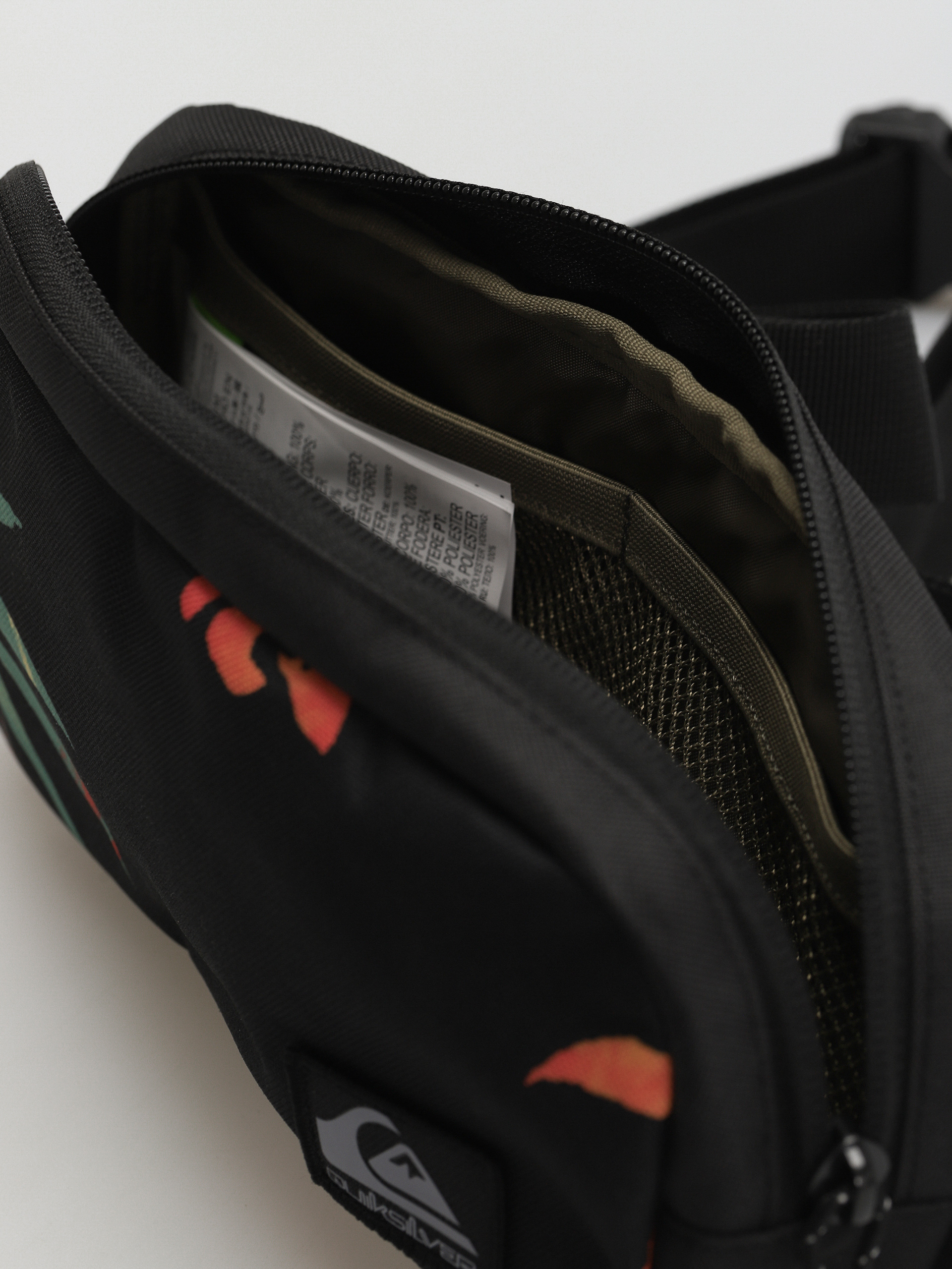 Övtáska Quiksilver Pubjug 2.0 (black aop mix bag ss)