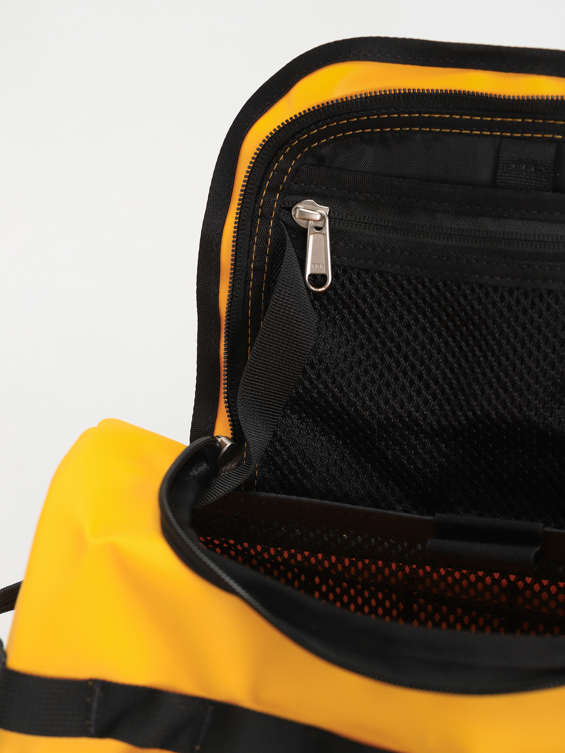 The North Face Bc Travel Canister L Kozmetikai táska (summit gold/tnf black)